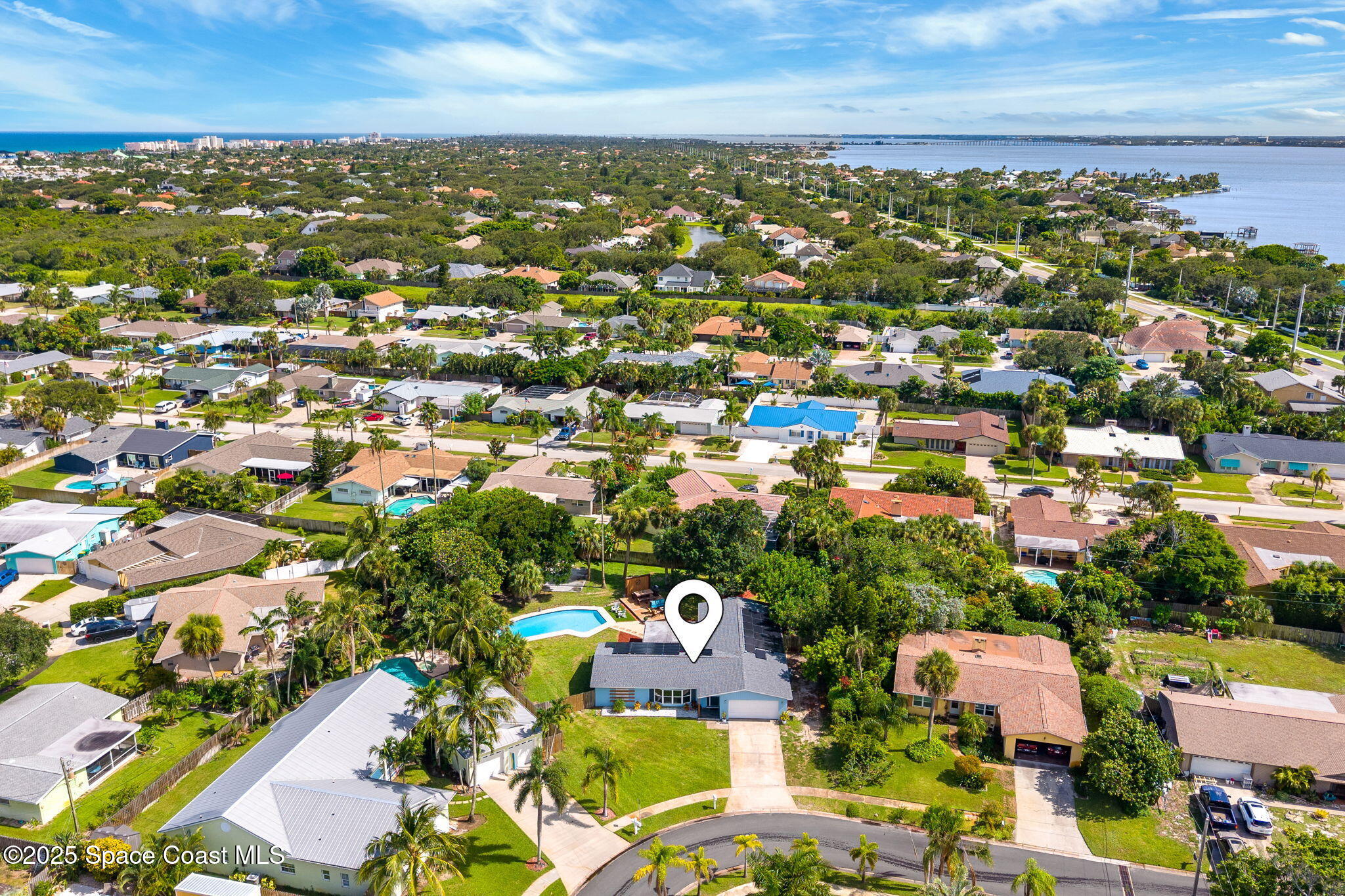 285 Coral Way W