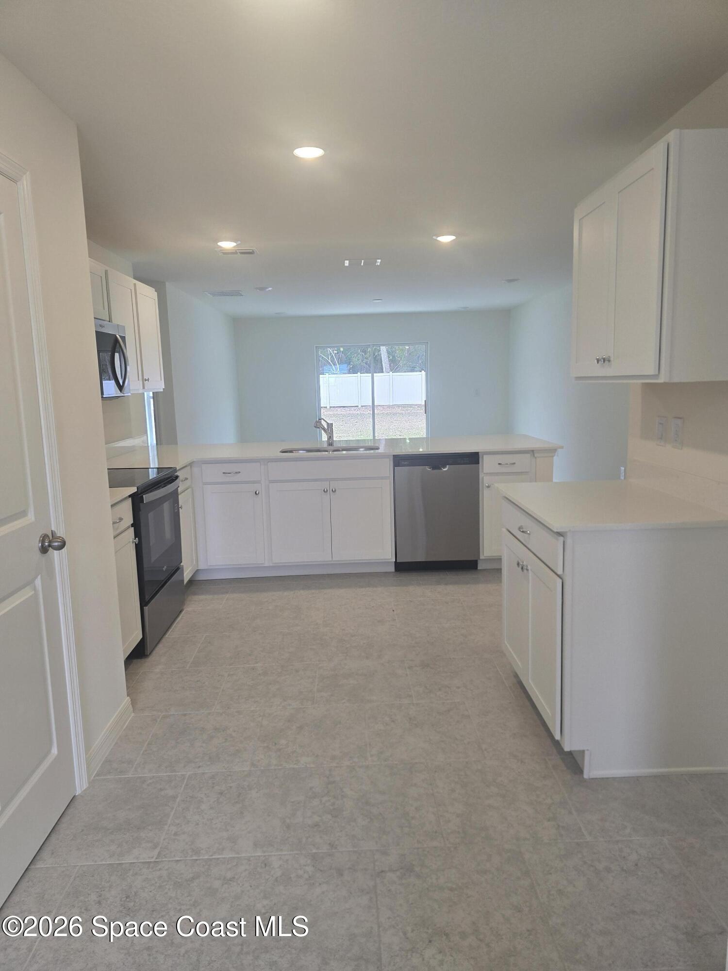 981 SW Richmond Circle SW