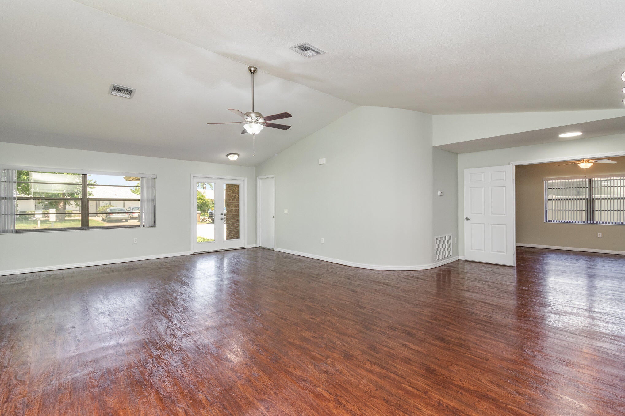 841 Raintree Avenue
