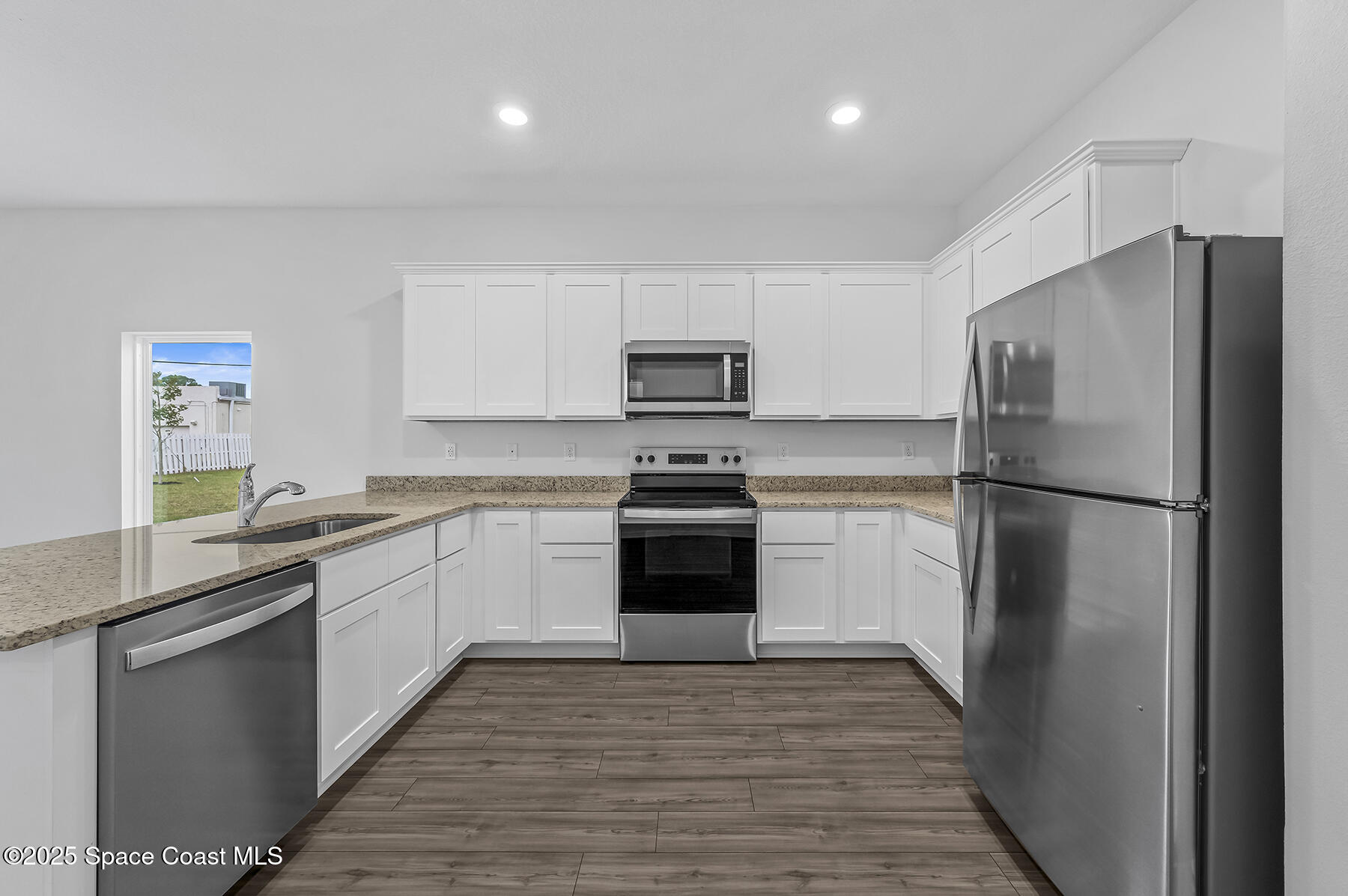 338 Olsen Street SW