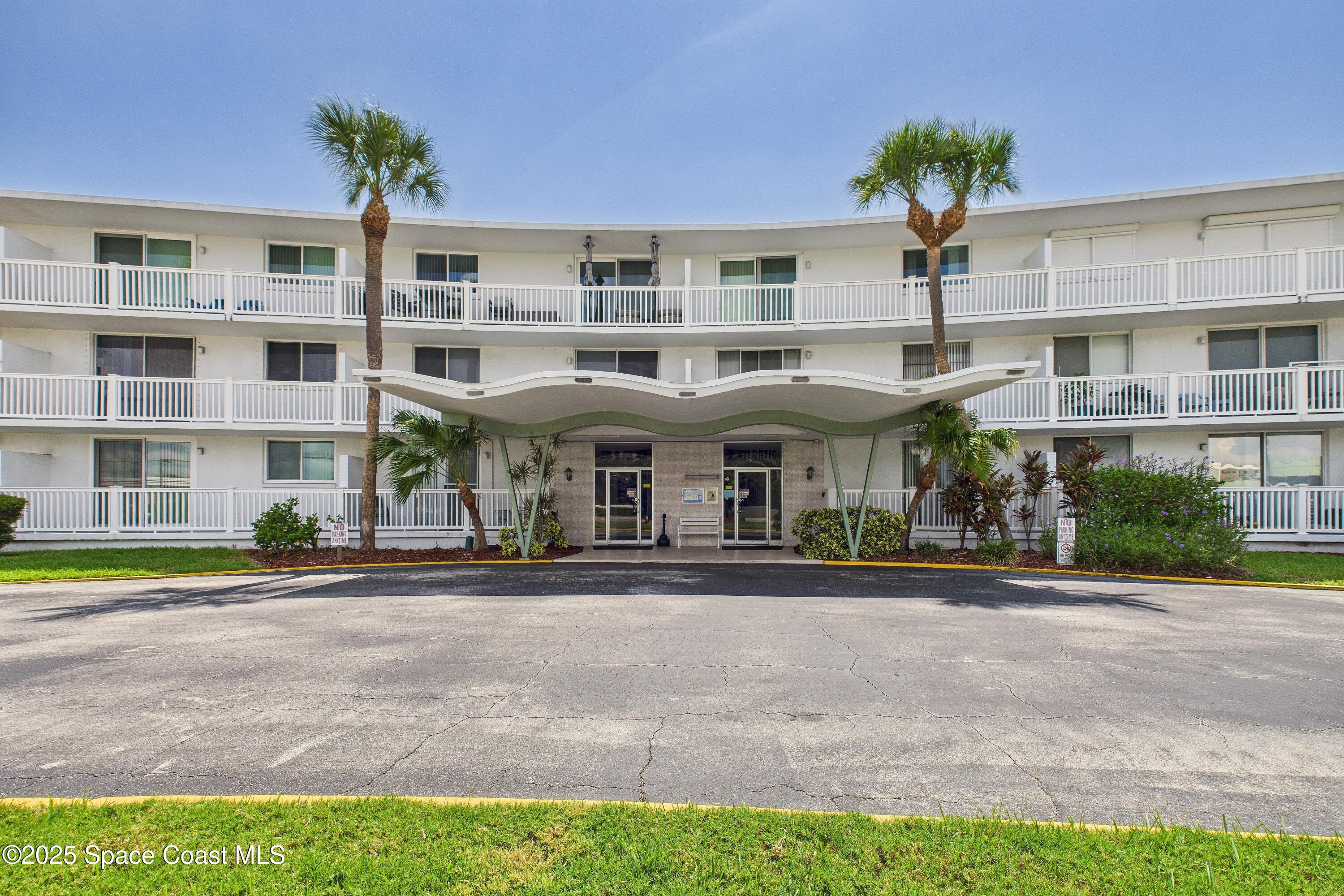 3190 N Atlantic Avenue 220