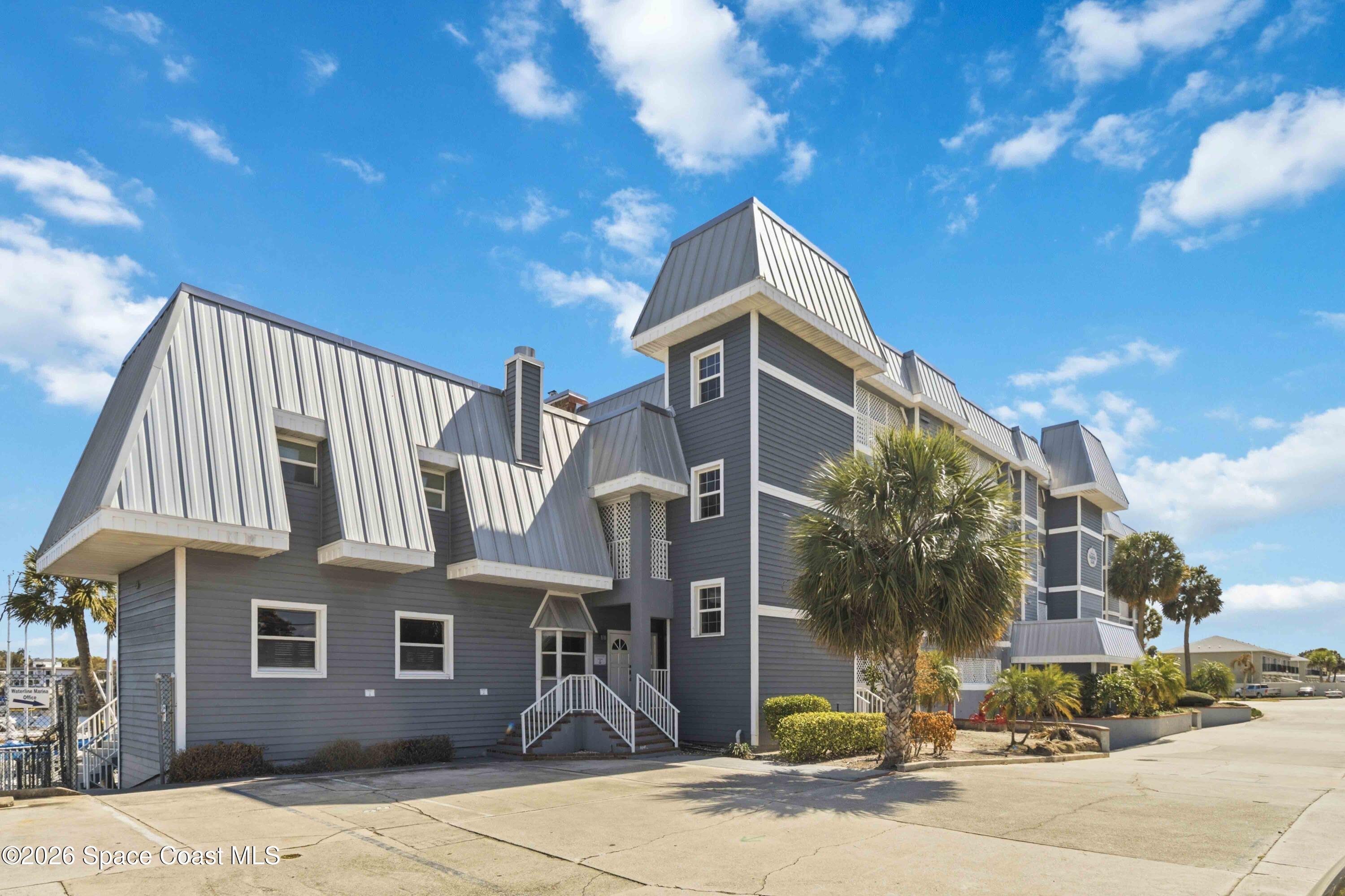 905 N Harbor City Boulevard 204