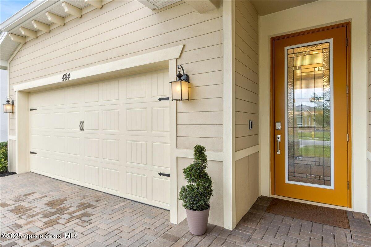 484 Veridian Circle NW