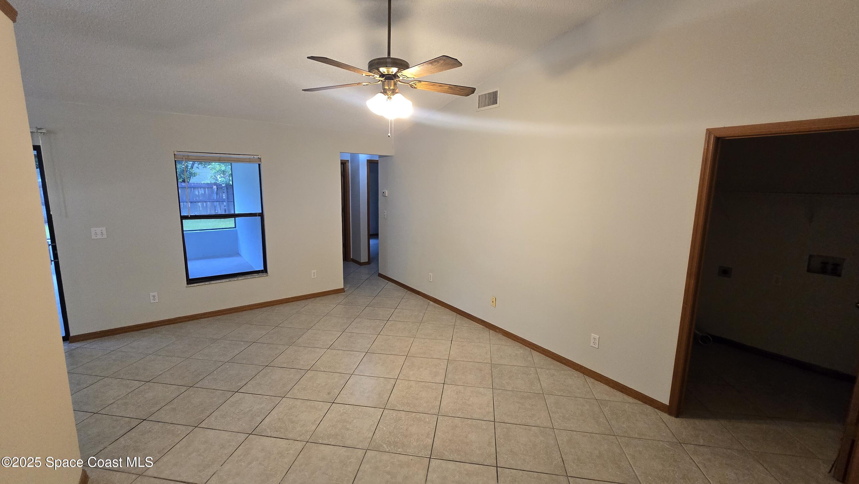 1566 Heartwellville Street NW