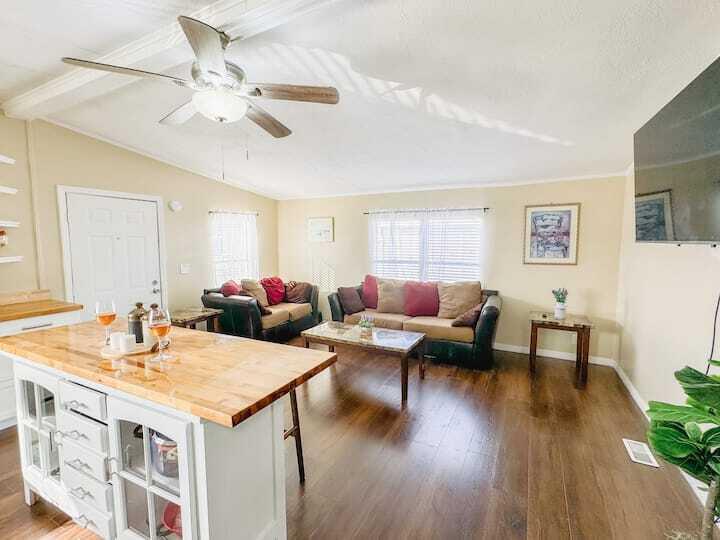 478 Dolphin Circle