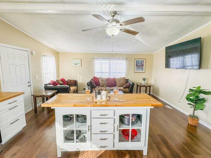 478 Dolphin Circle
