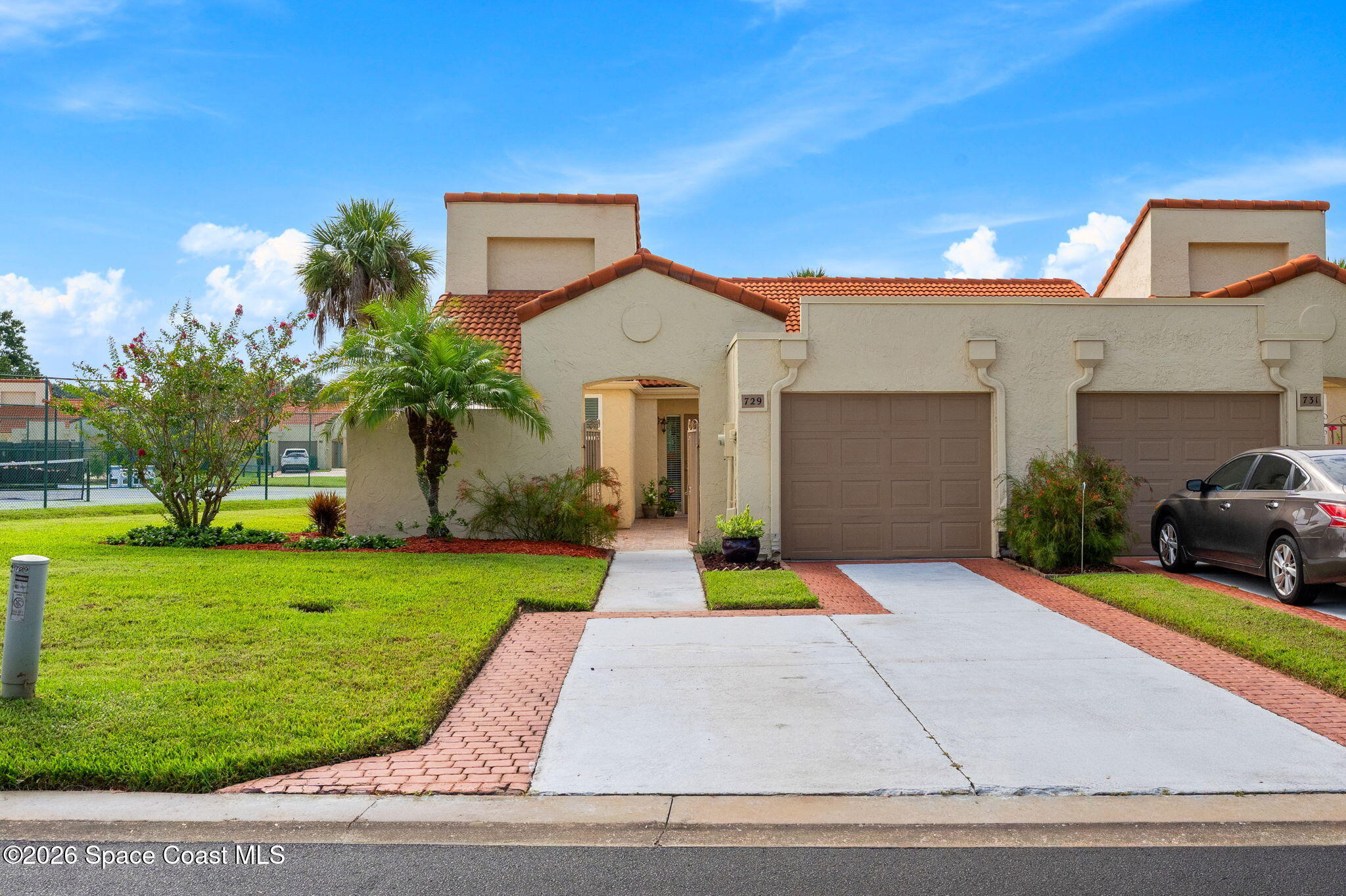729 Green Valley Lane