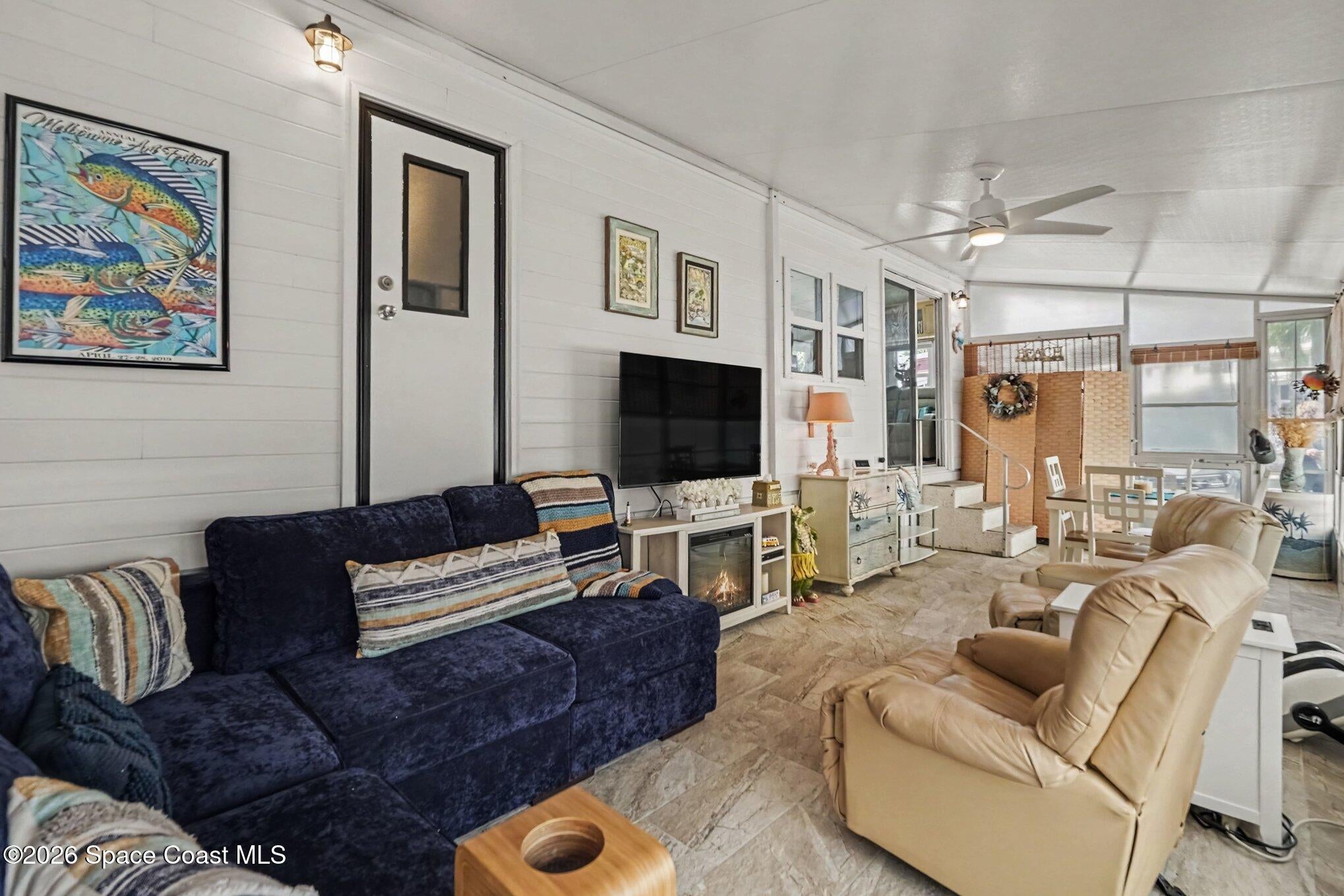 616 Pier Lane
