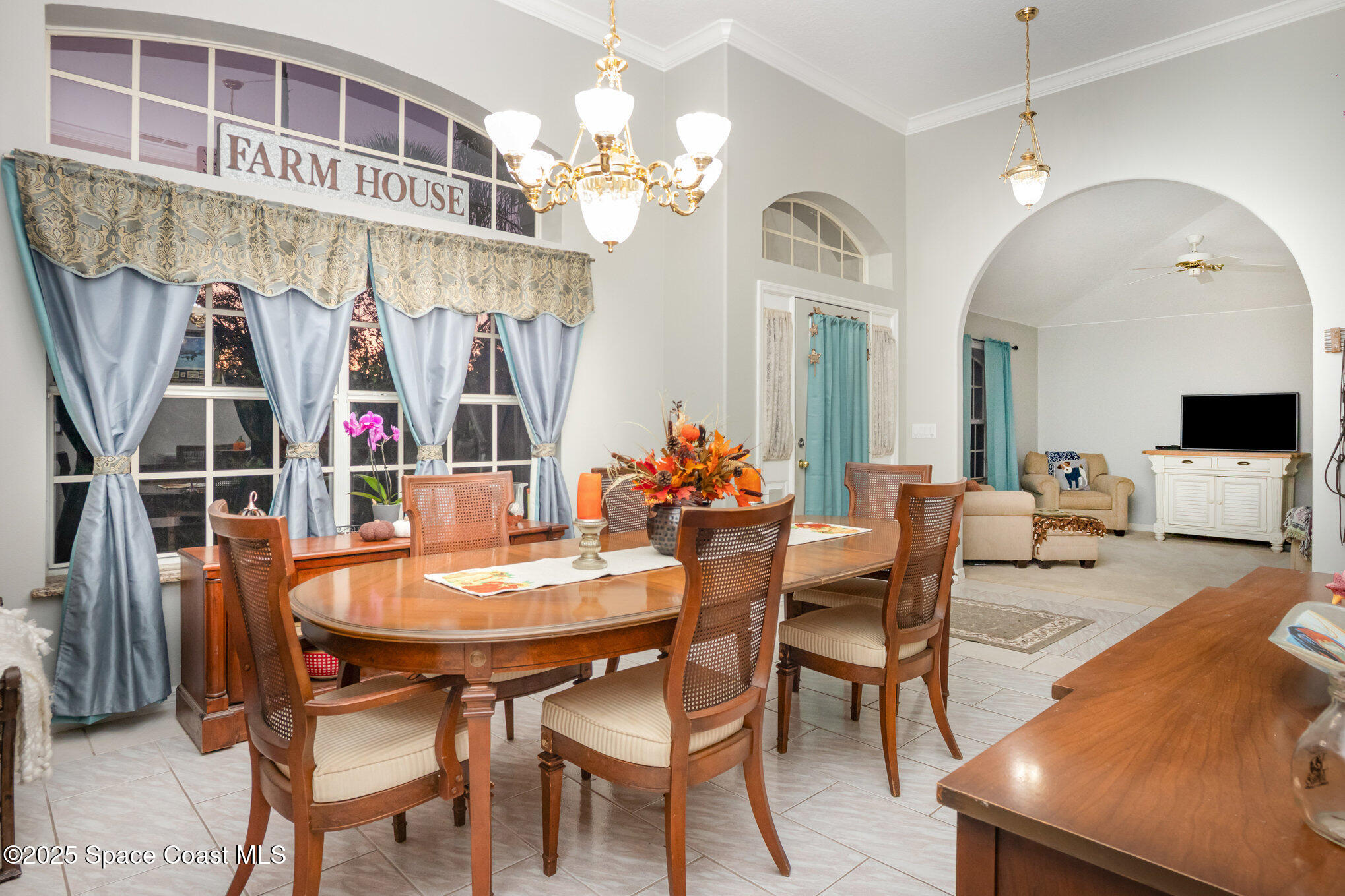 1045 S State Road 415