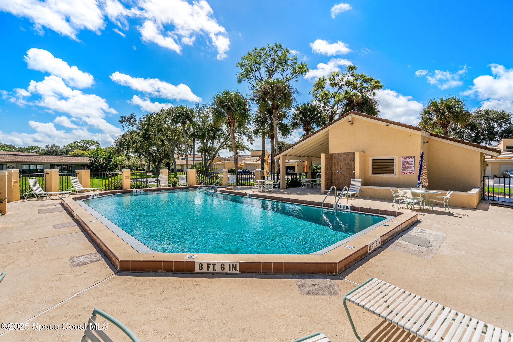 157 Eton Circle