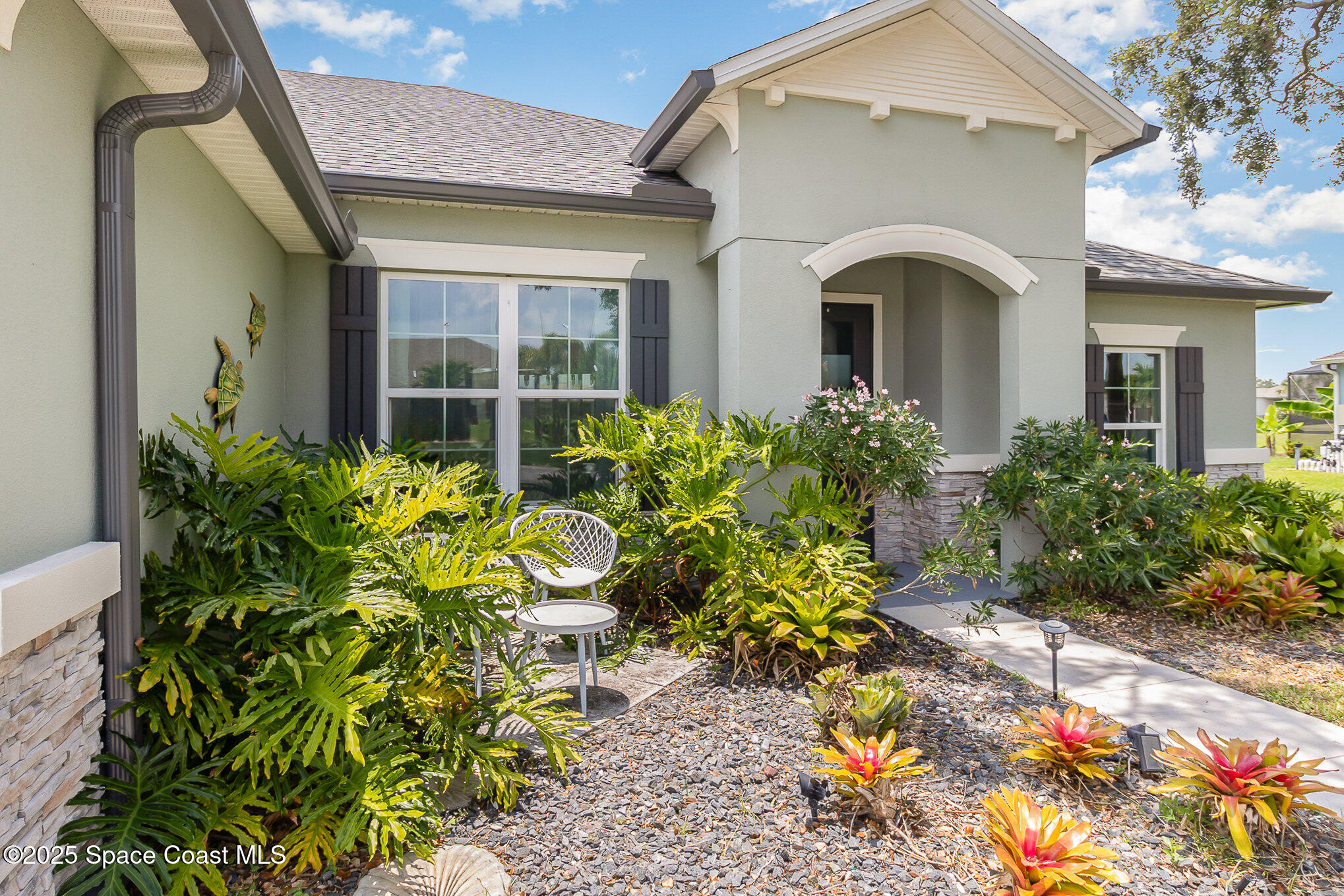 718 Lyndall Lane