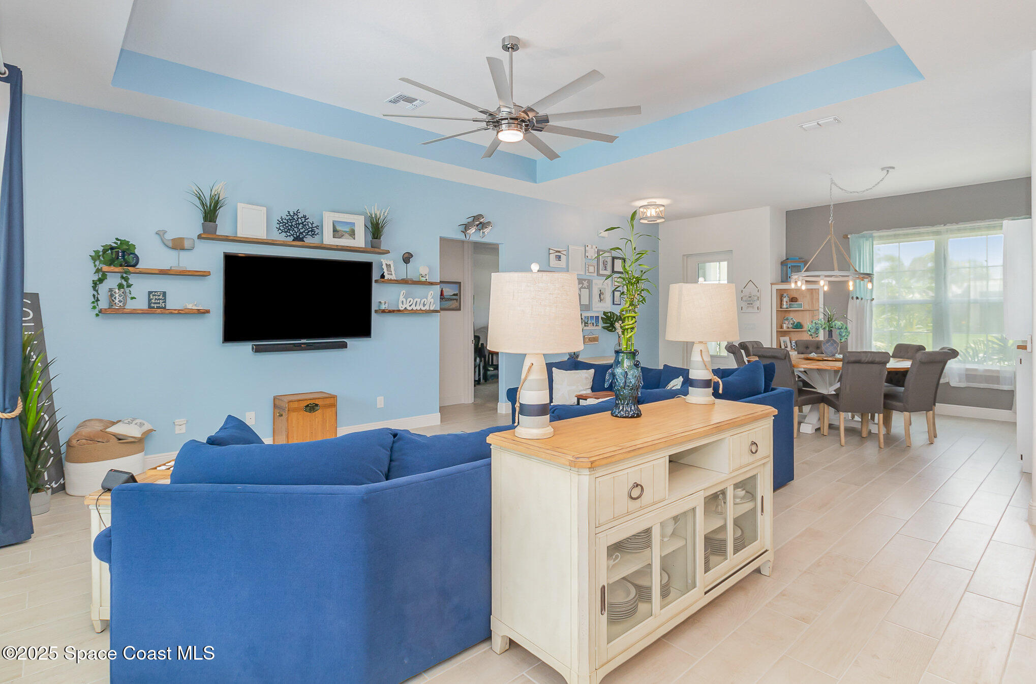 718 Lyndall Lane