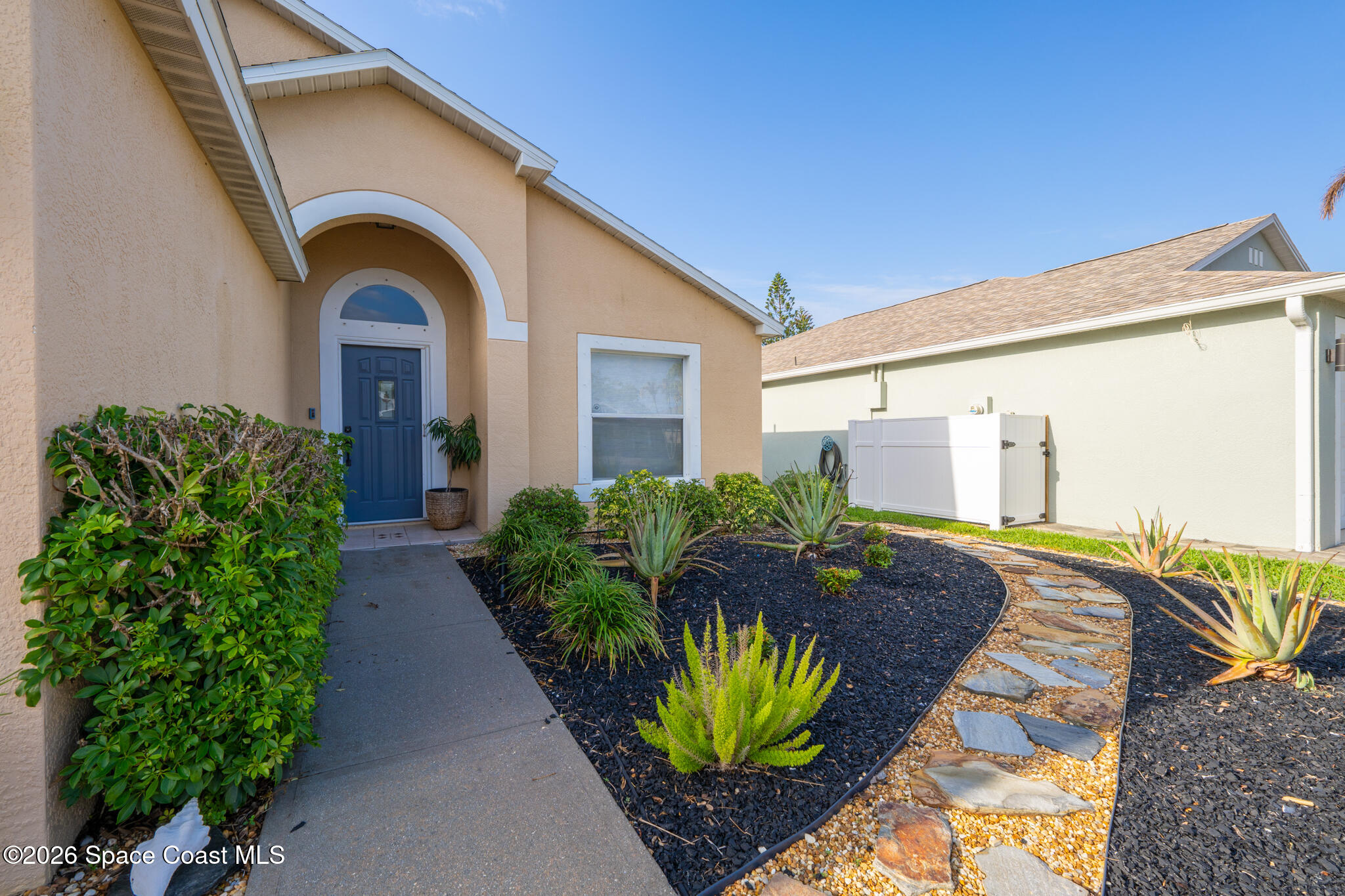 2049 Caledonia Place