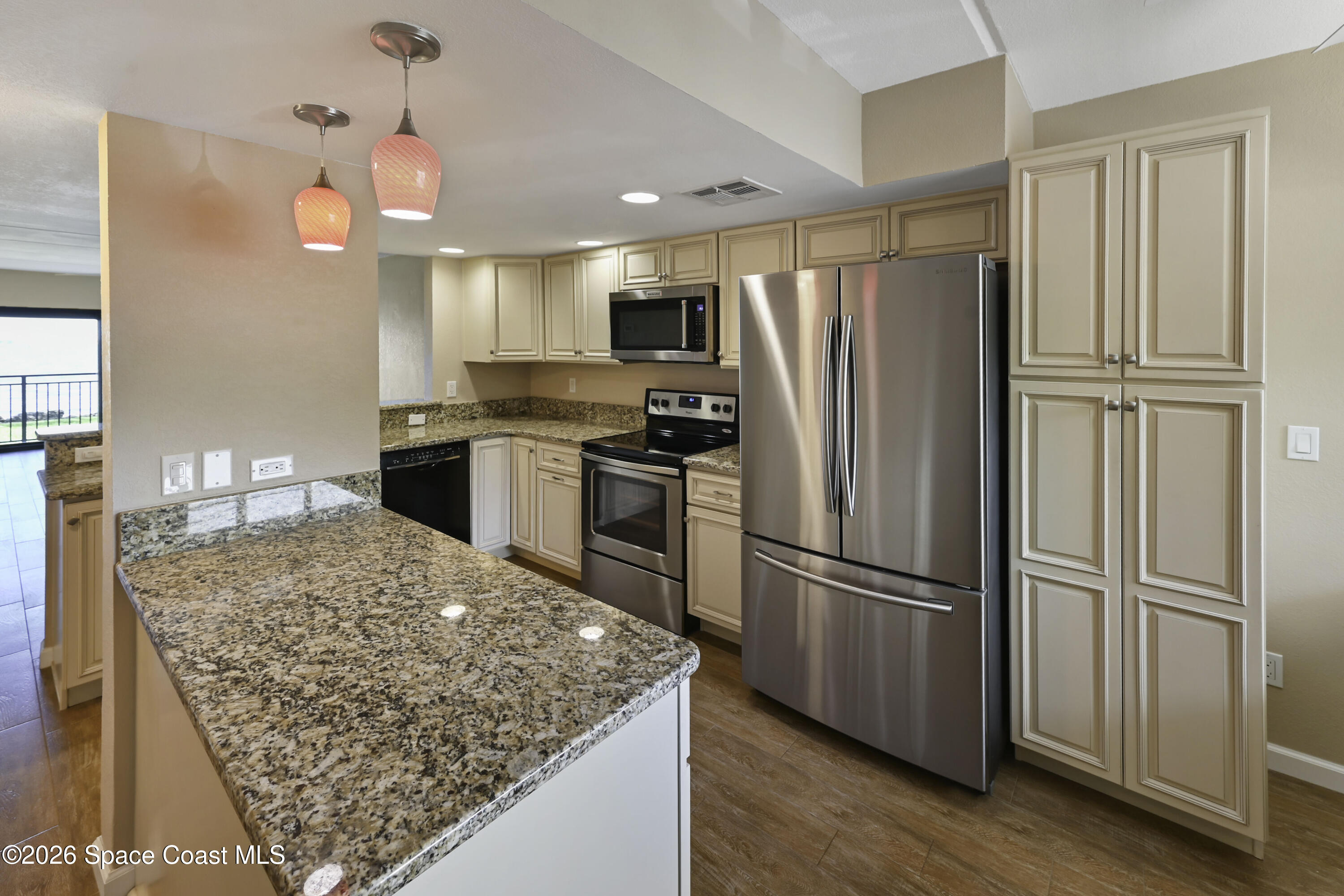 3901 Dixie Highway NE 102