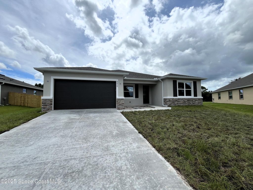 Photo of 490 Gallash Street SW #31, Palm Bay, FL 32908 (MLS # 1056323)
