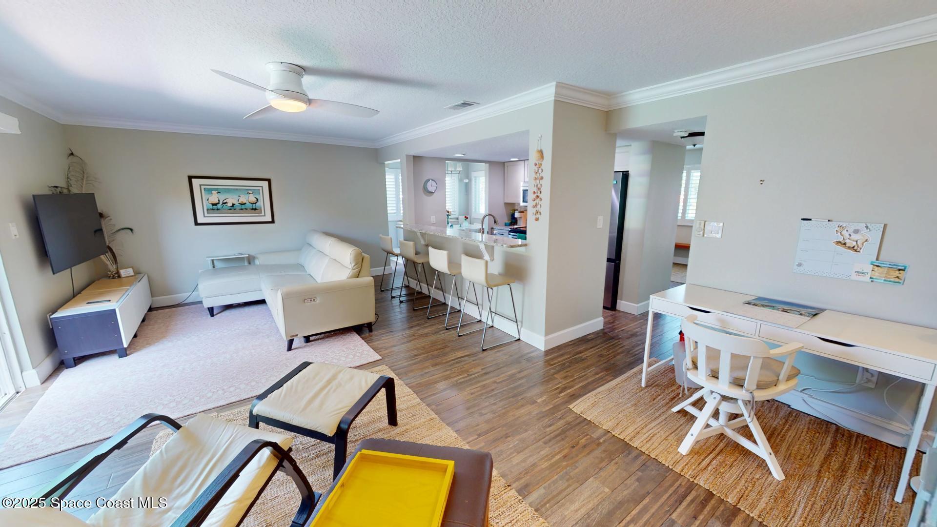 525 Seaport Boulevard T200