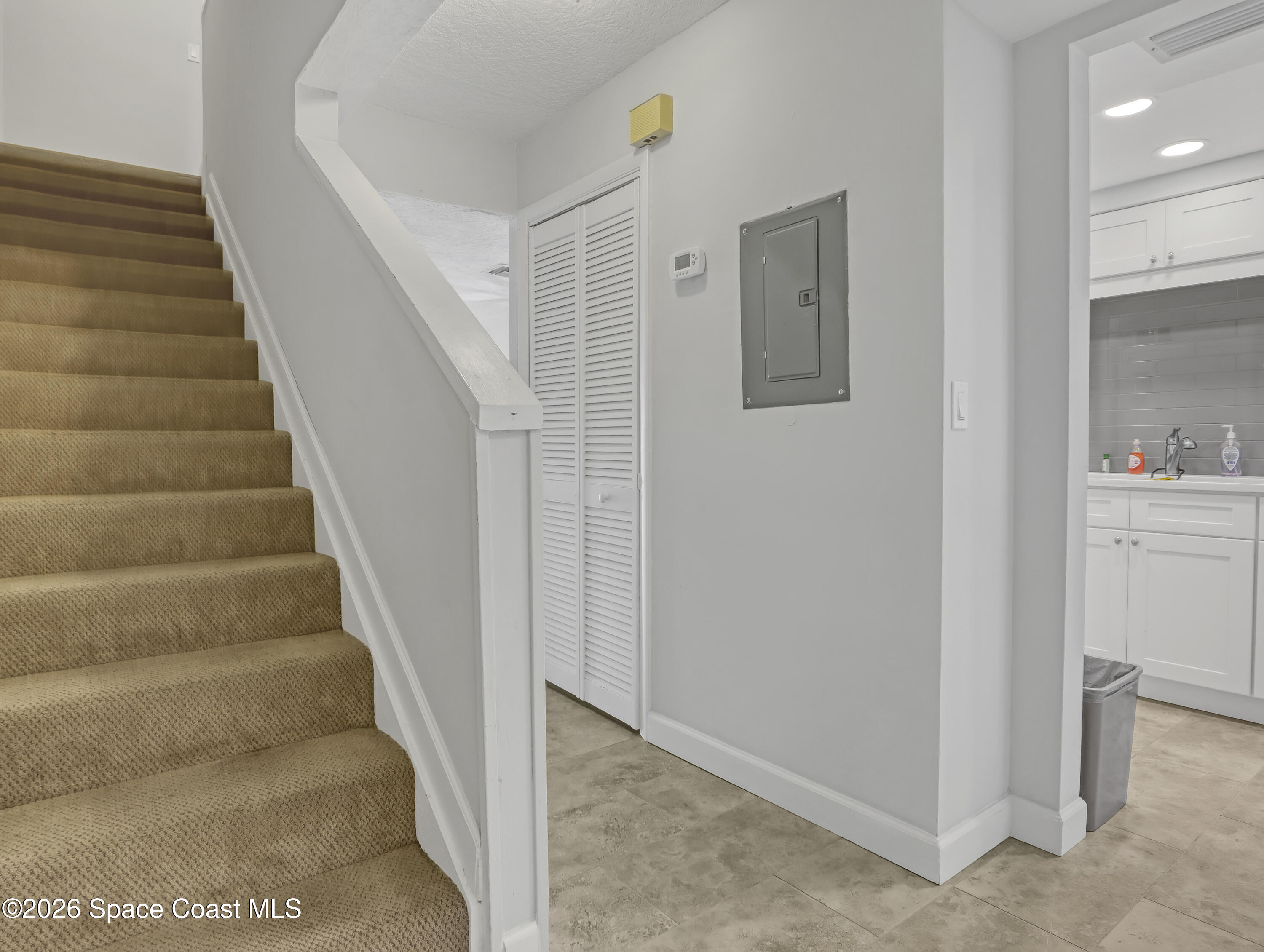 170 Paradise Boulevard 17014