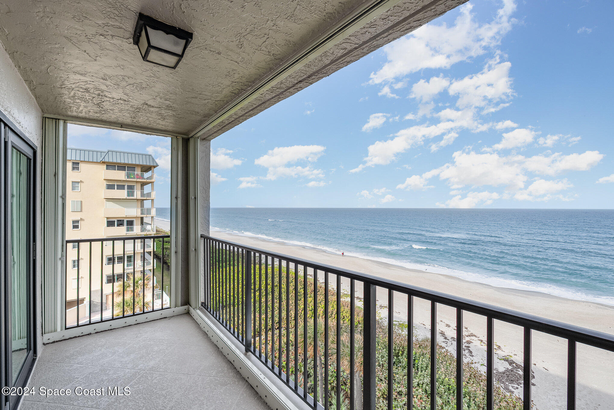 995 N Highway A1a 501
