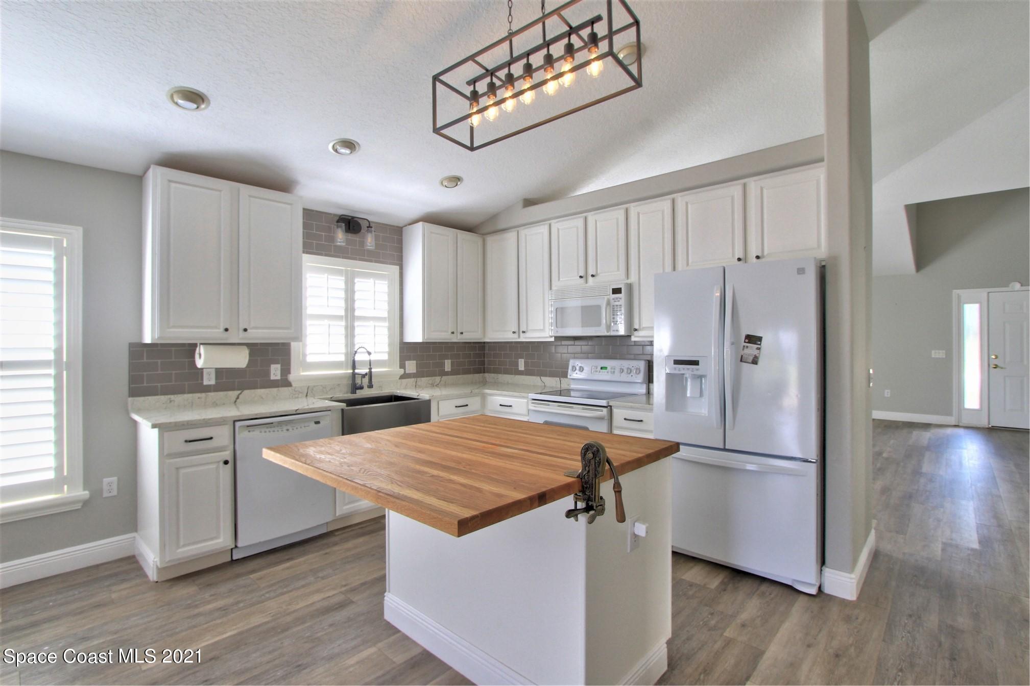 2906 Mondavi Drive