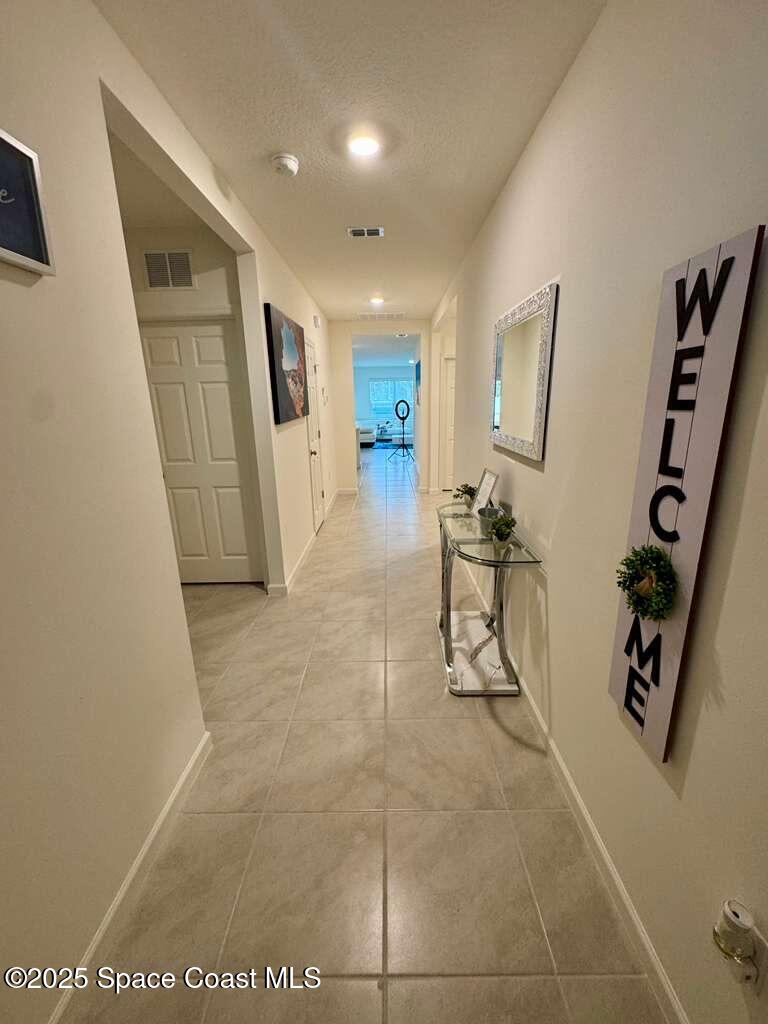 401 La Coco Street SW