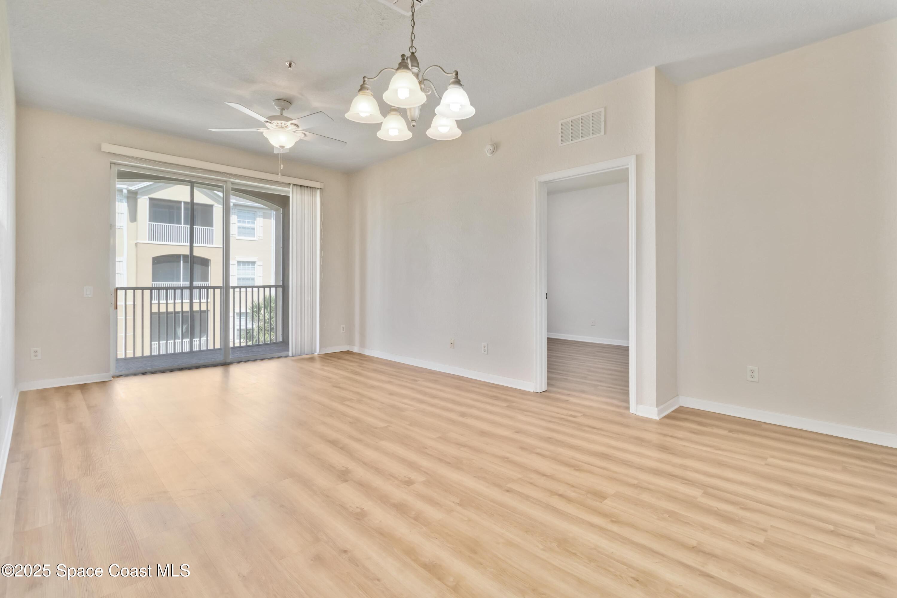 1626 Peregrine Circle 307