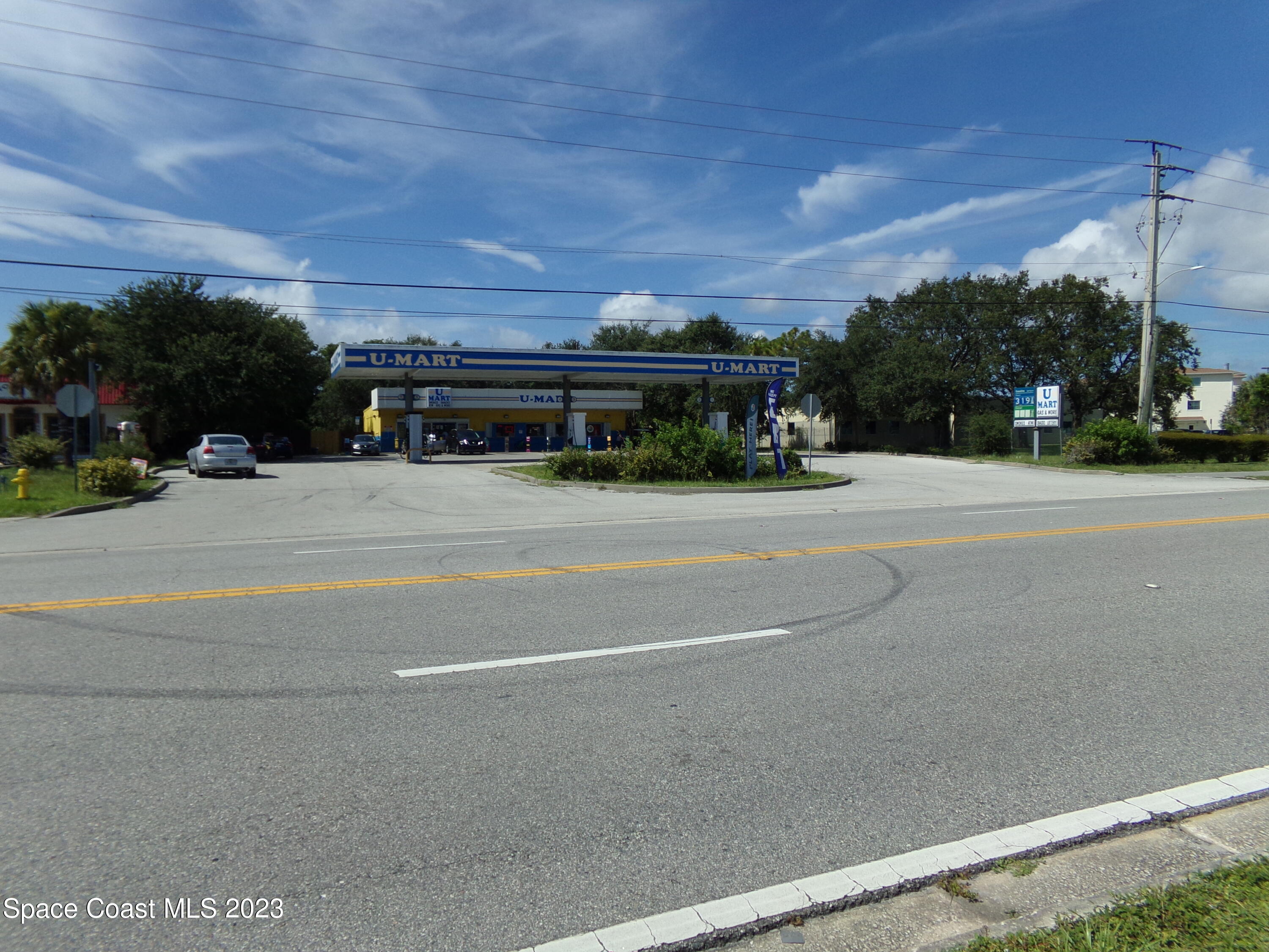 653 E University Boulevard