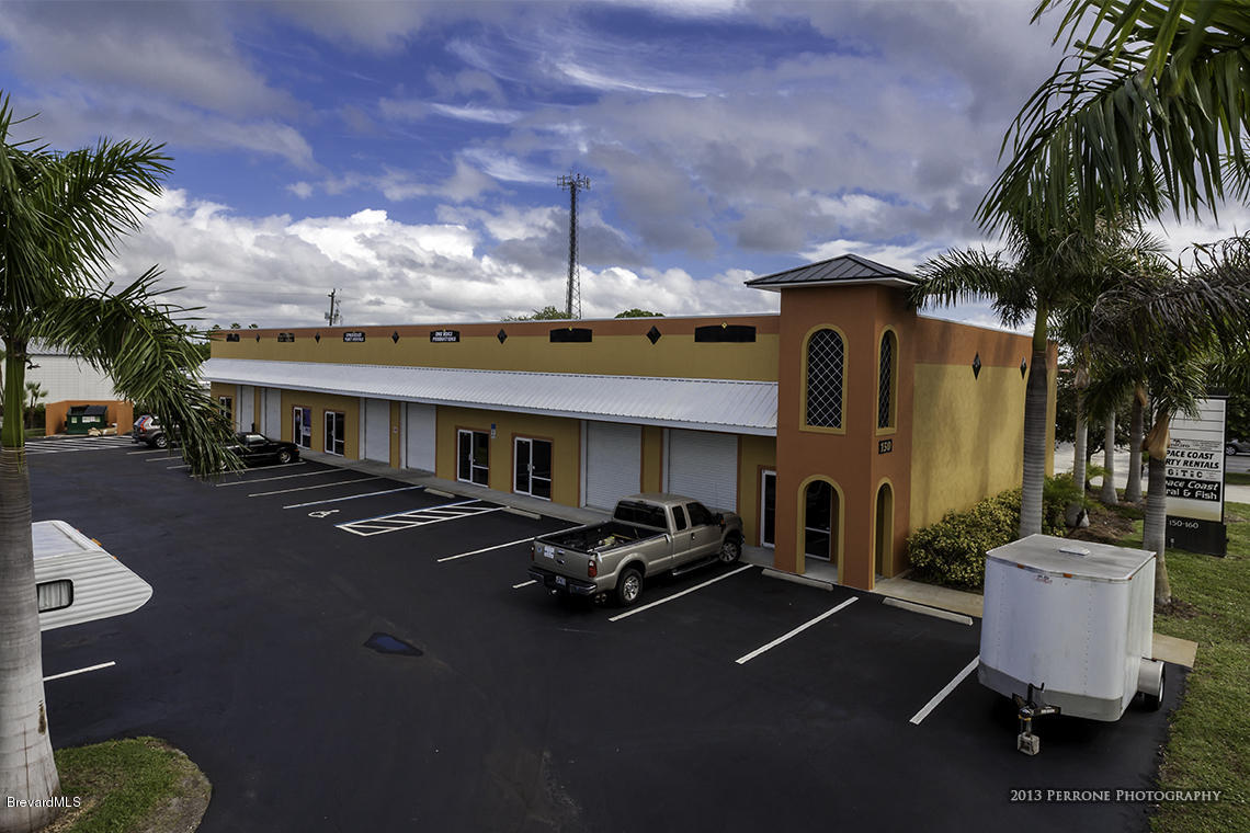 150 & 160 Venetian Way