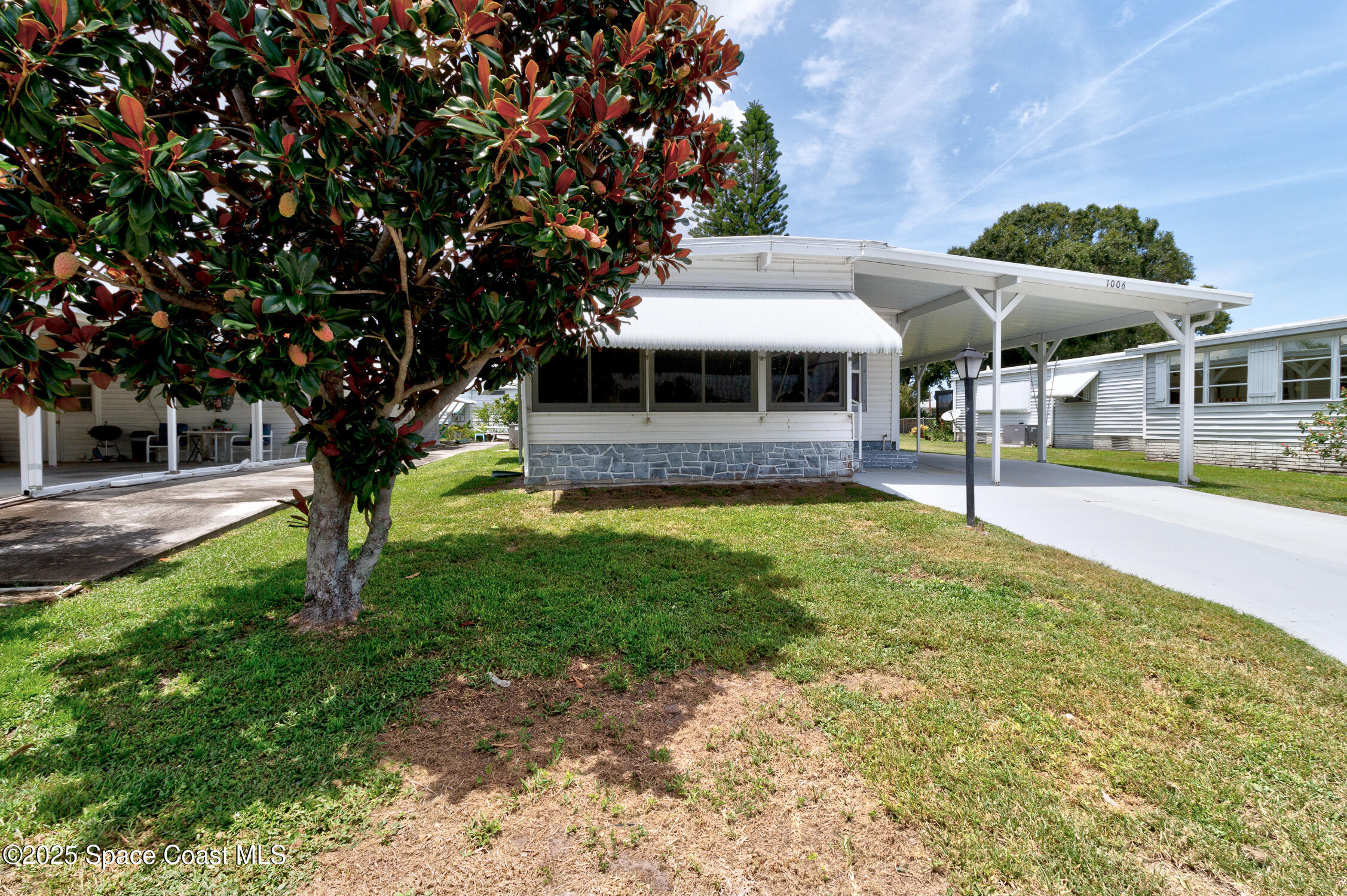 1006 Robin Drive
