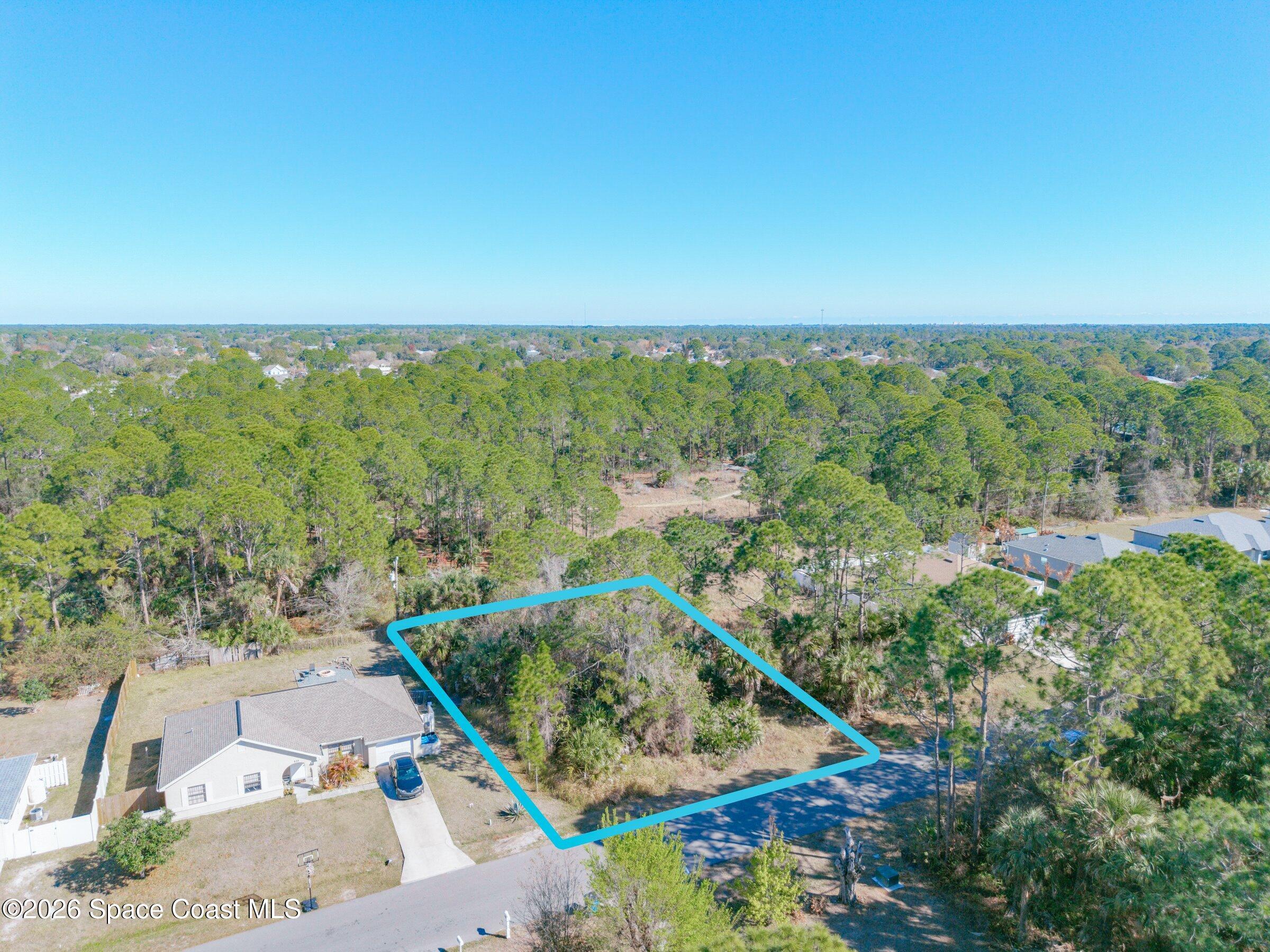 825 Doverbrook Road NW