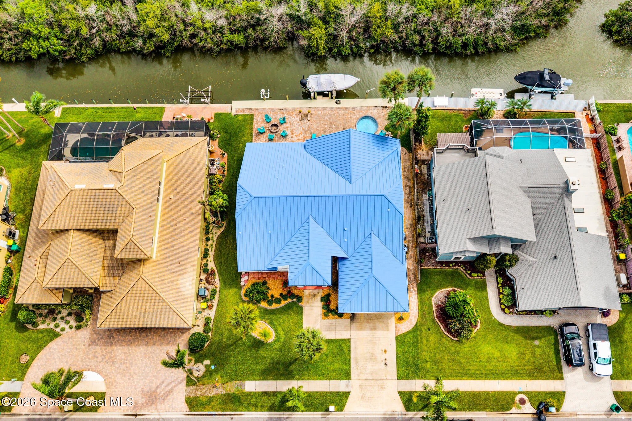 1971 Sykes Creek Drive E