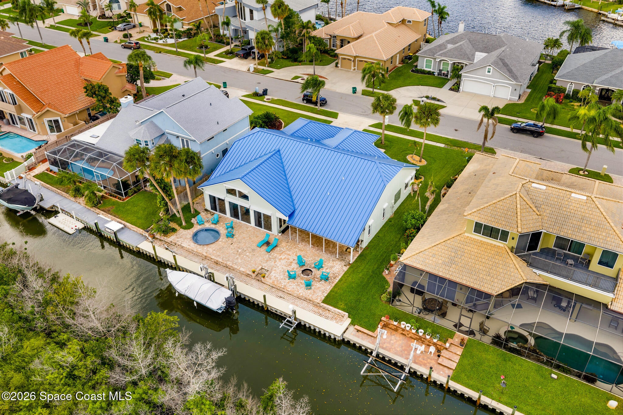 1971 E Sykes Creek Drive E