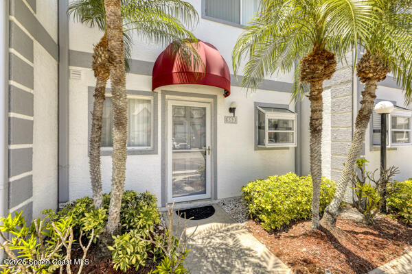 552 Seaport Boulevard T186