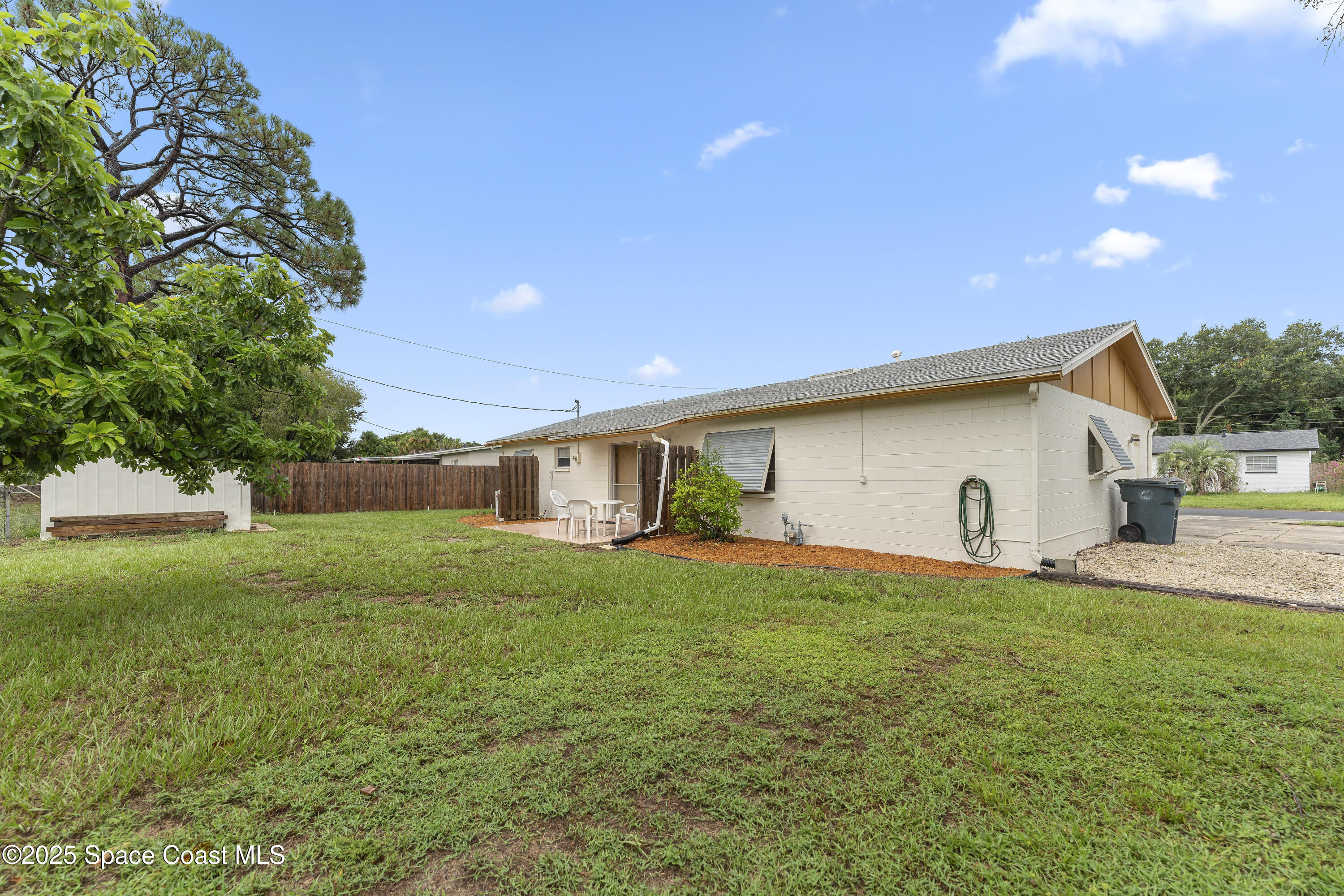1092 Coronado Drive