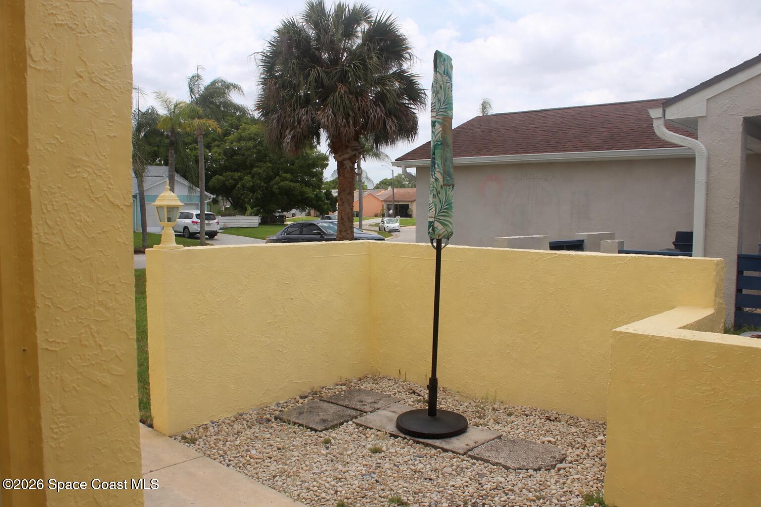 3098 Blackbird Court