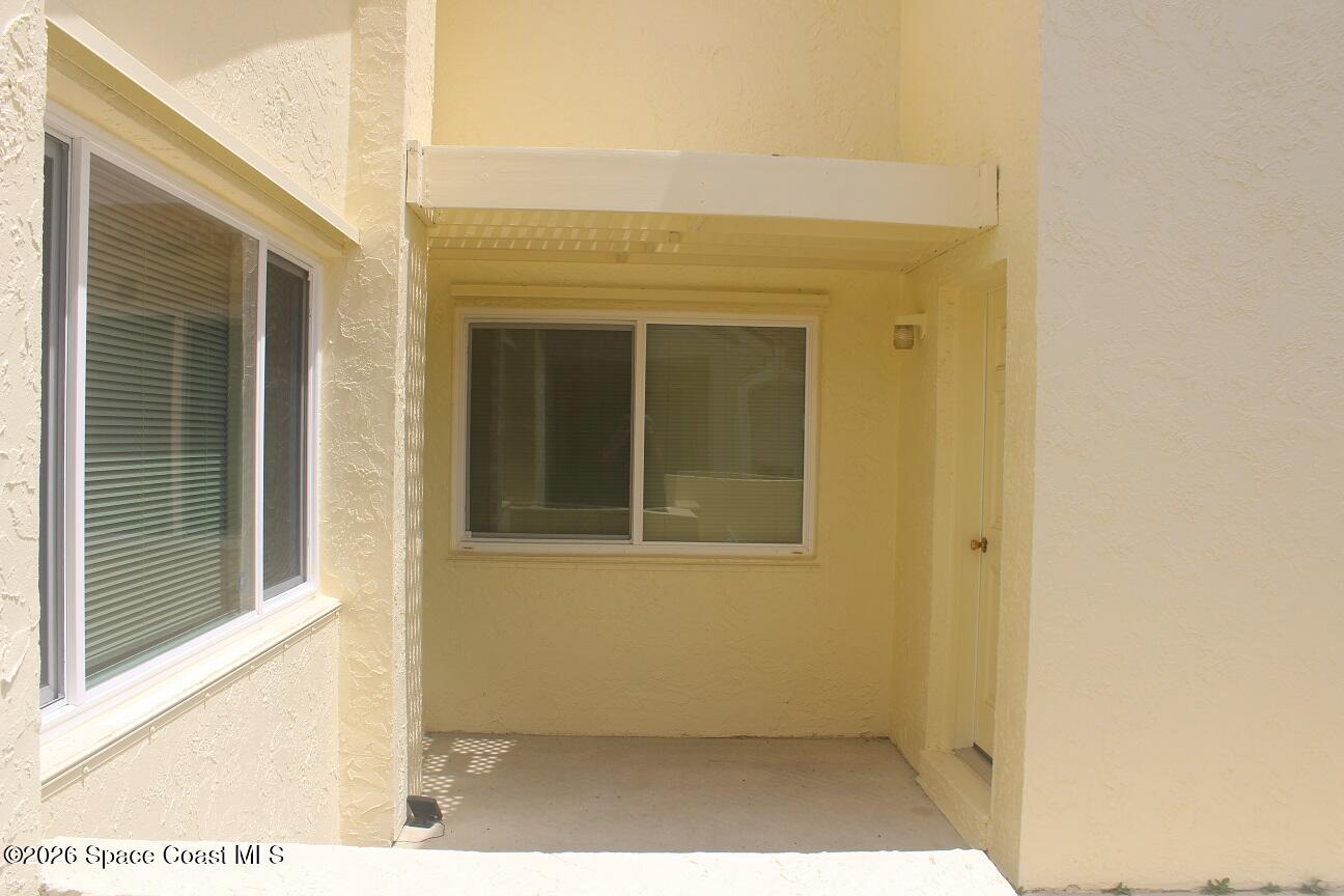 3098 Blackbird Court