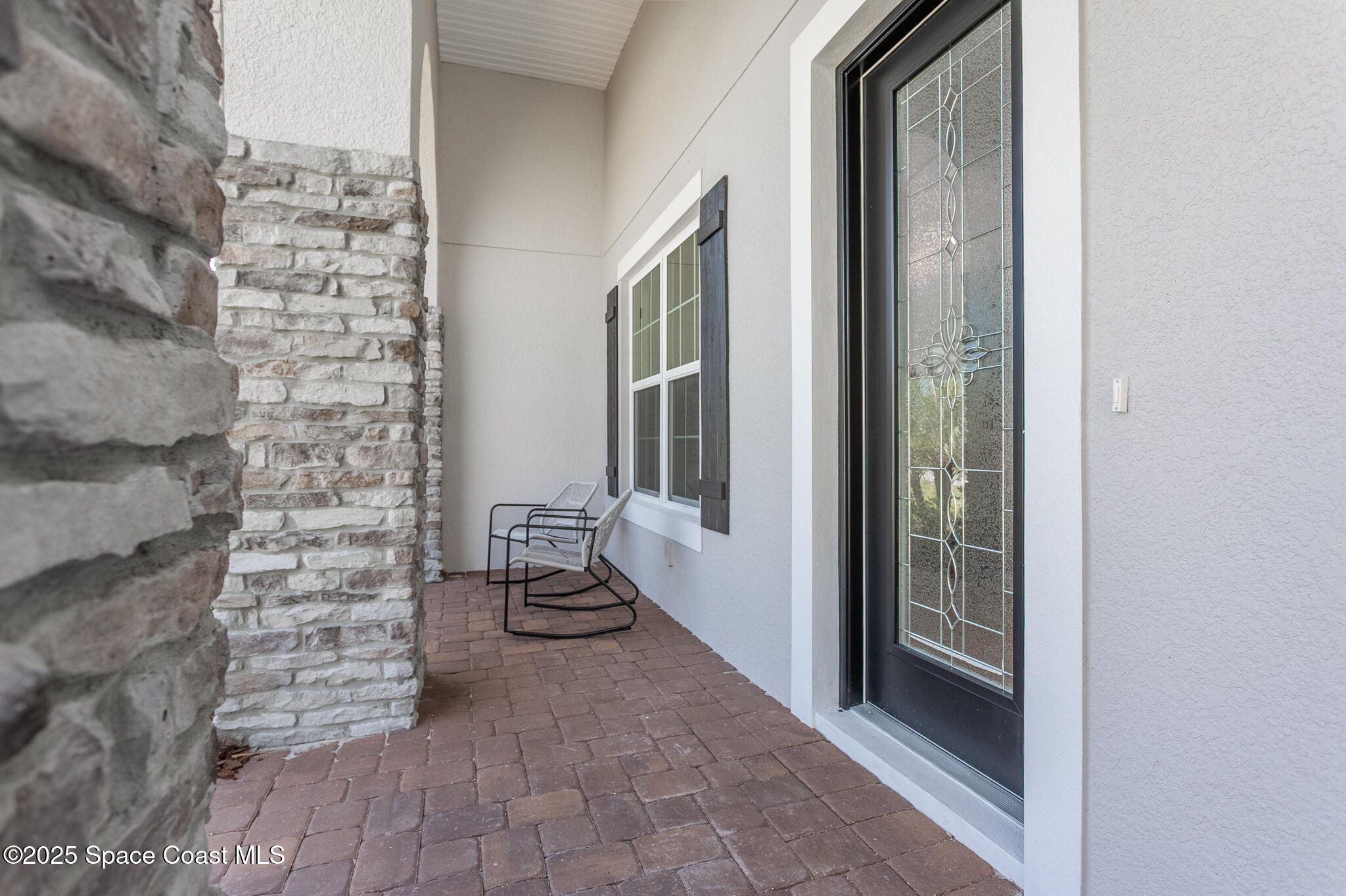4025 Domain Court