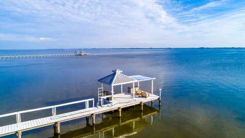3809 Indian River Drive Cocoa FL 32926