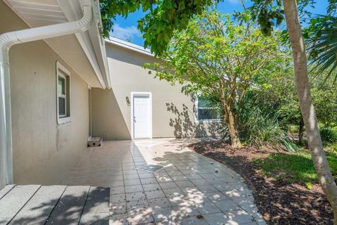 A home in Indialantic