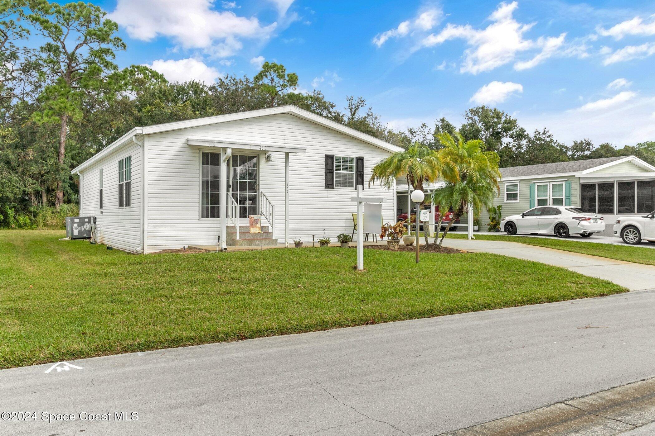 495 Outer Drive 201