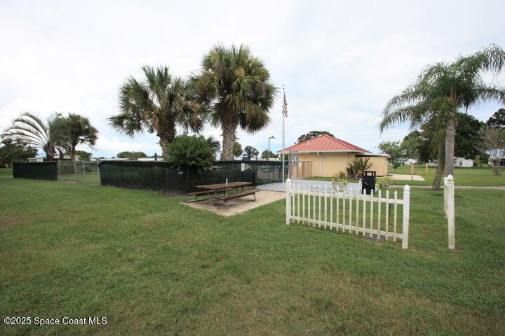 1082 Parkway Lane