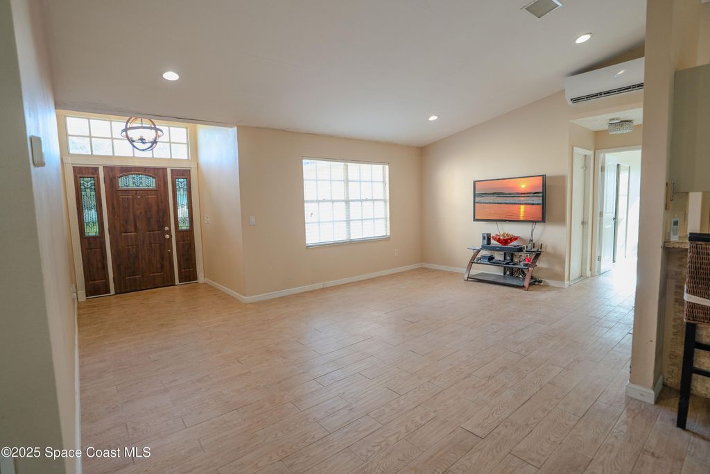 Photo of 42 Emerson Drive NW, Palm Bay, FL 32907 (MLS # 1059289)