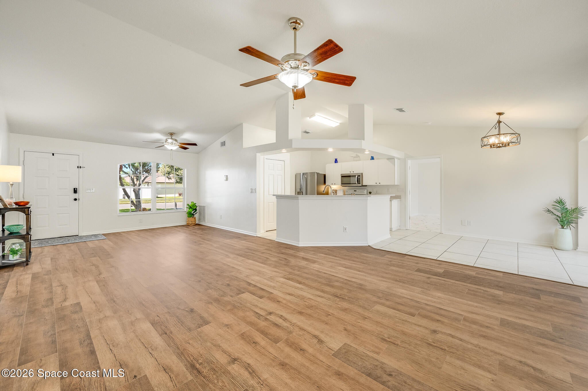 883 Del Mar Circle