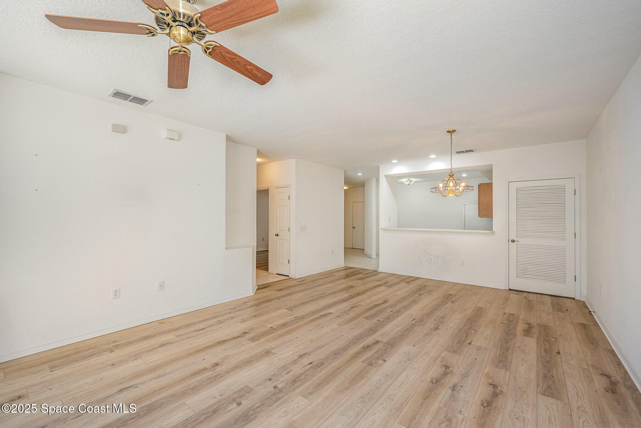 401 Trotter Lane 103