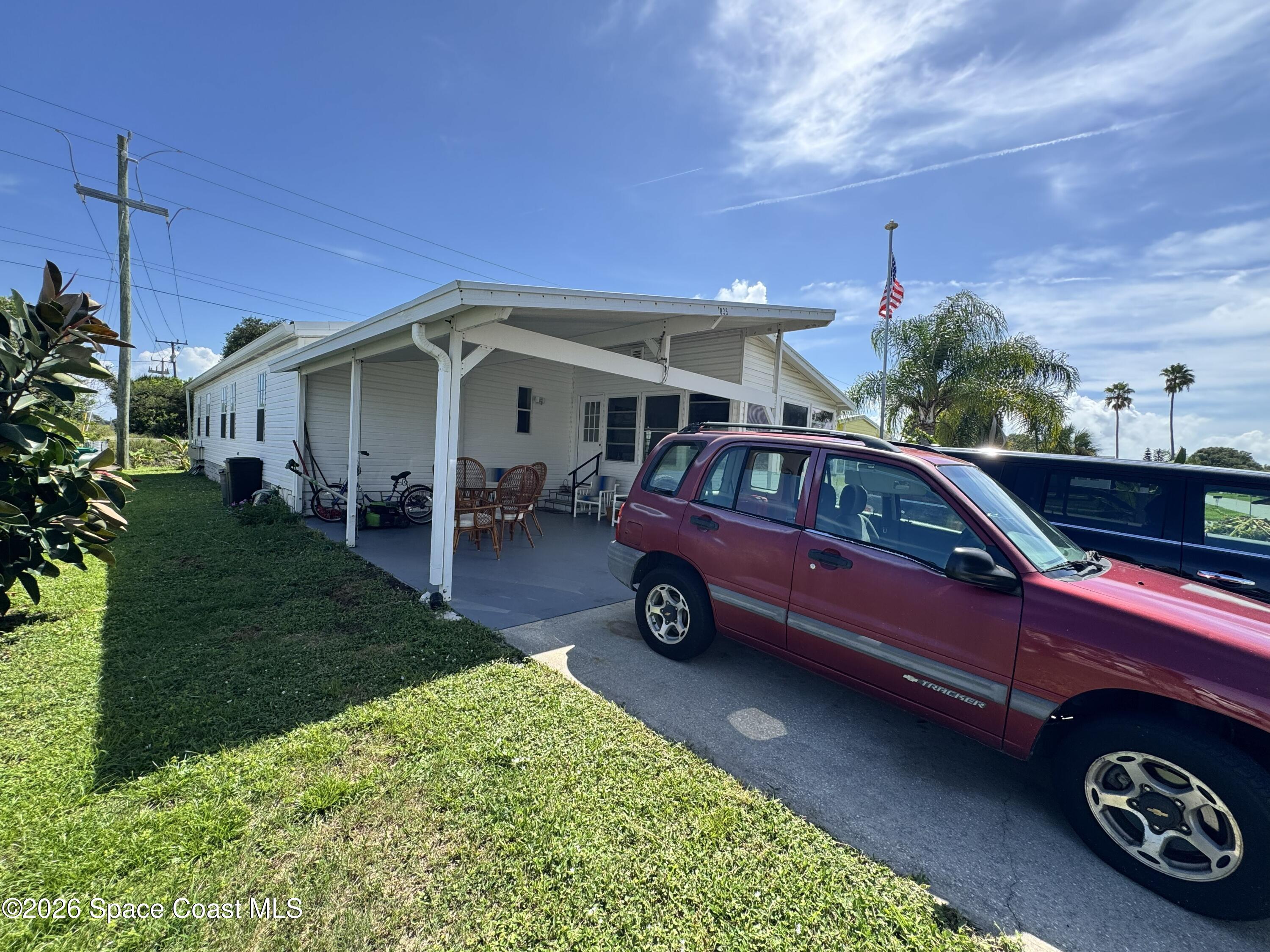 835 Vireo Drive