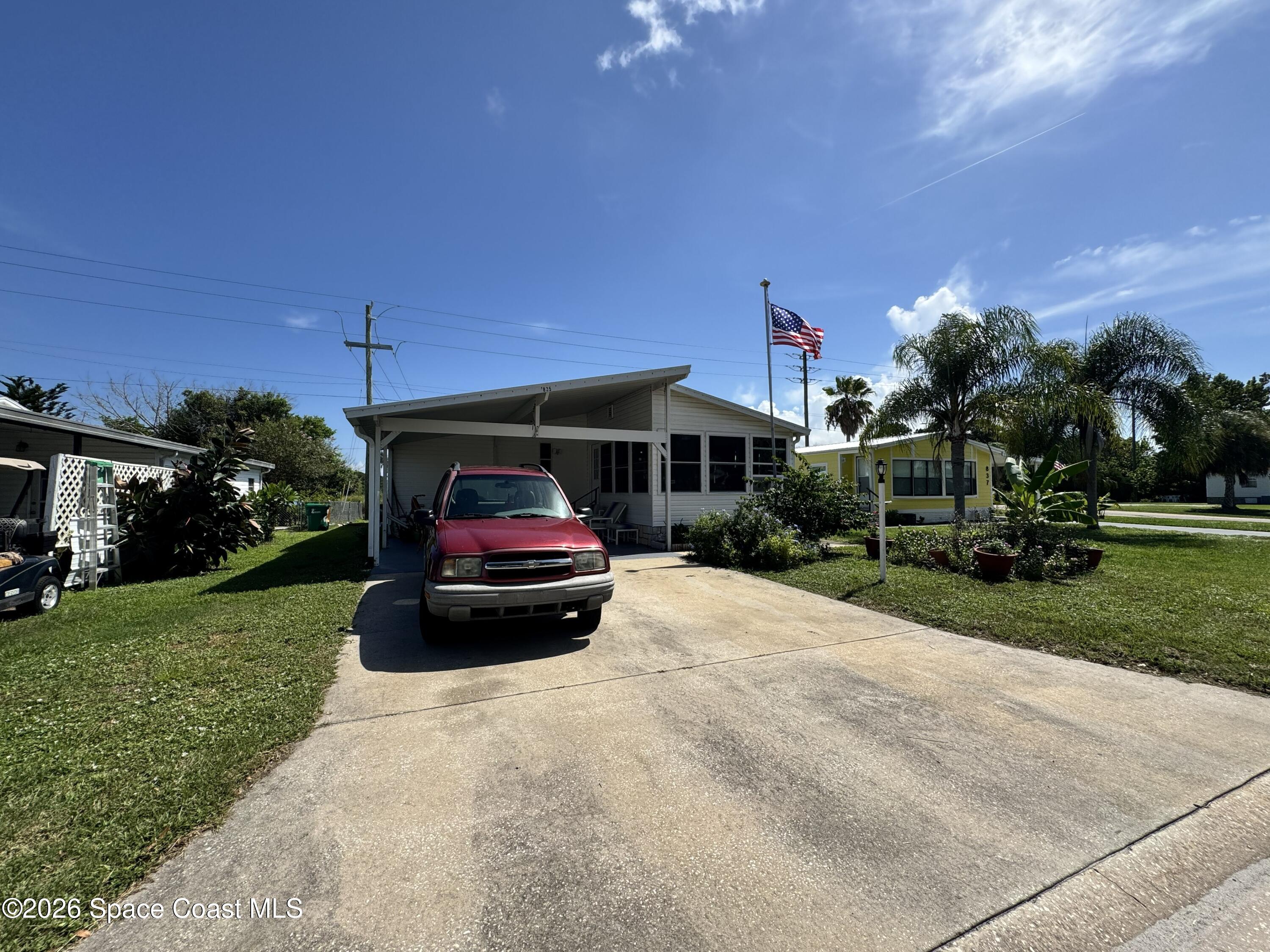 835 Vireo Drive