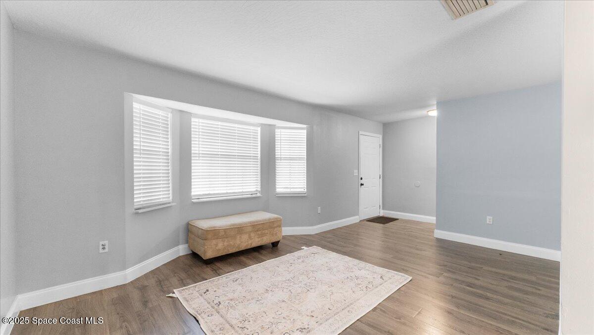 529 Wicker Road SW
