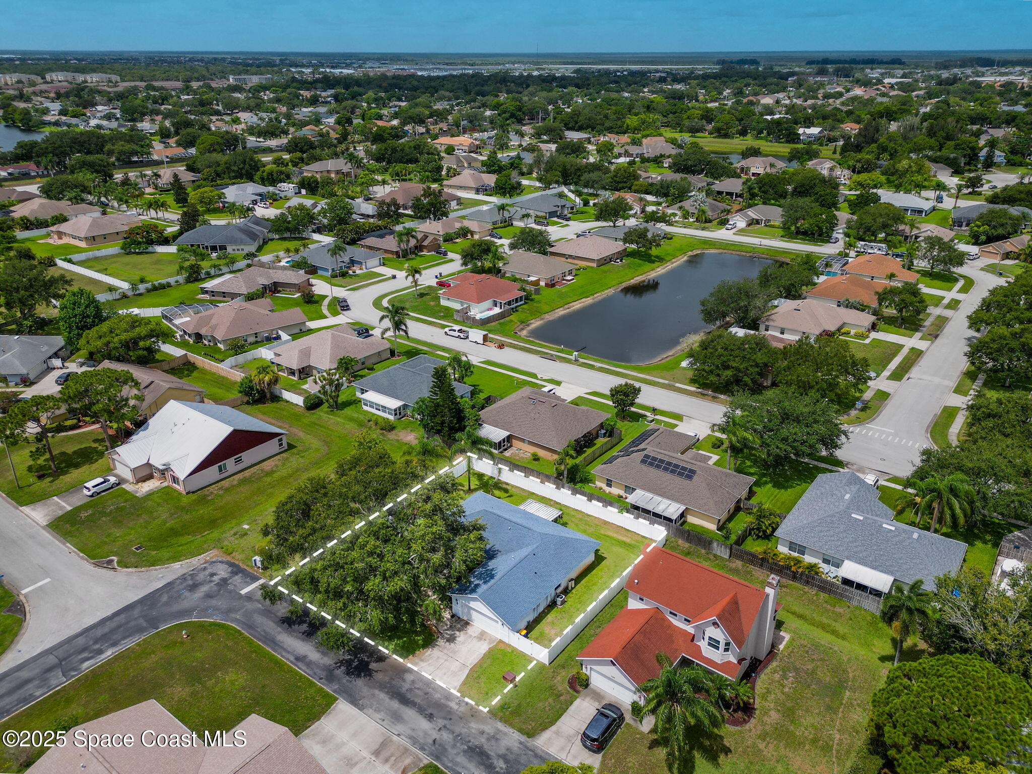1036 Greenleaf Court