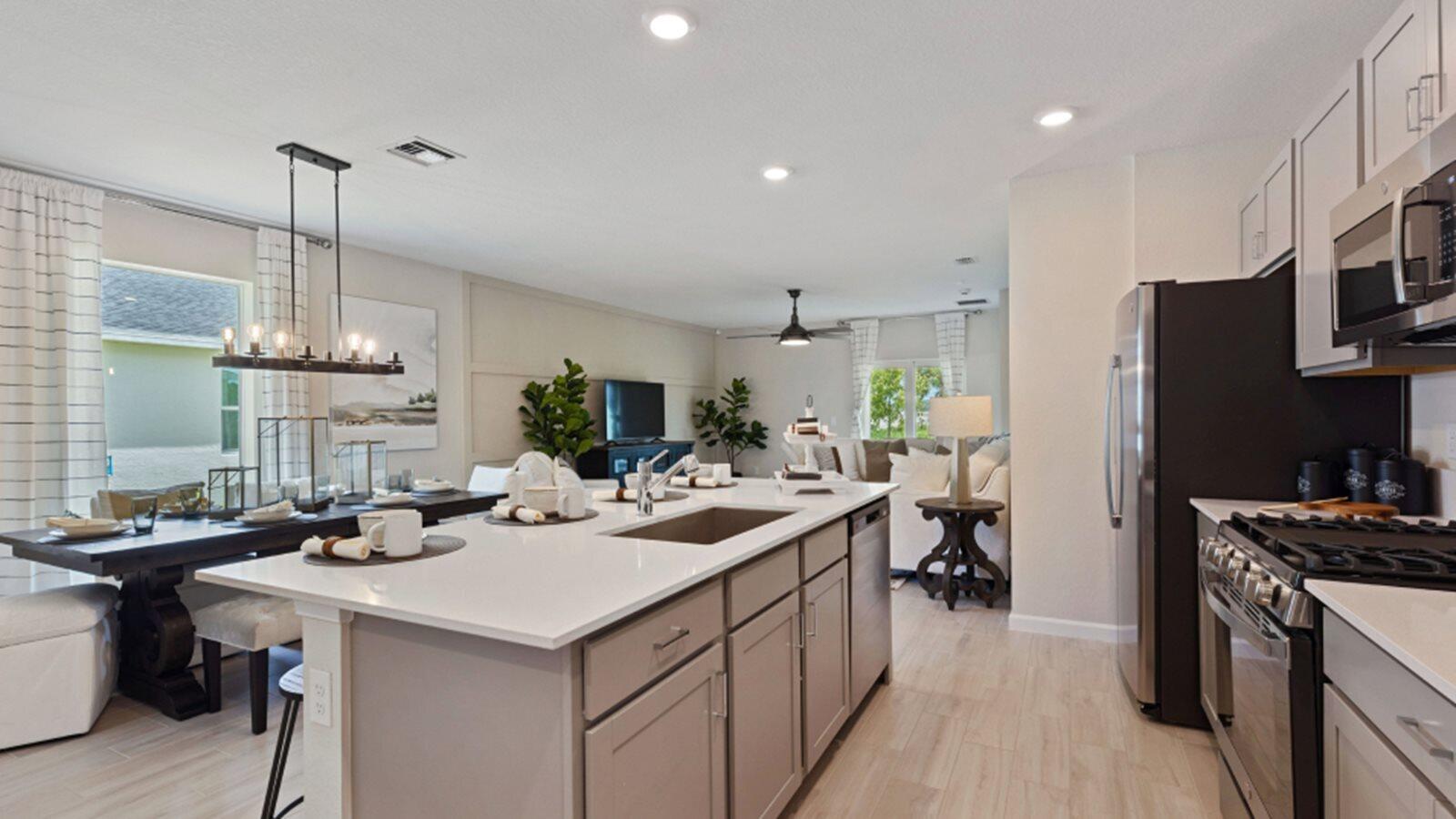 2222 Marigold Trail NW