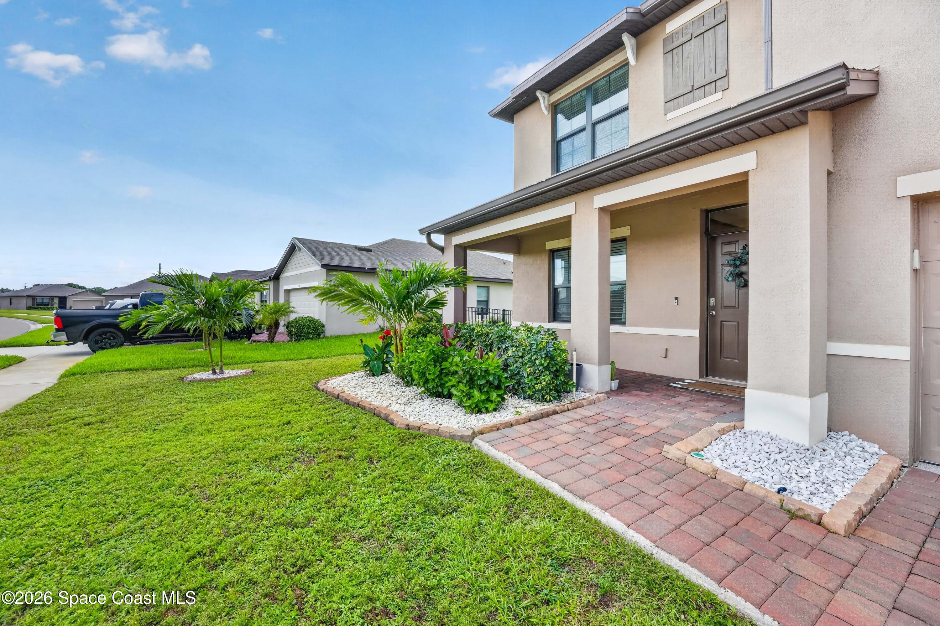 5329 Waterfall Place