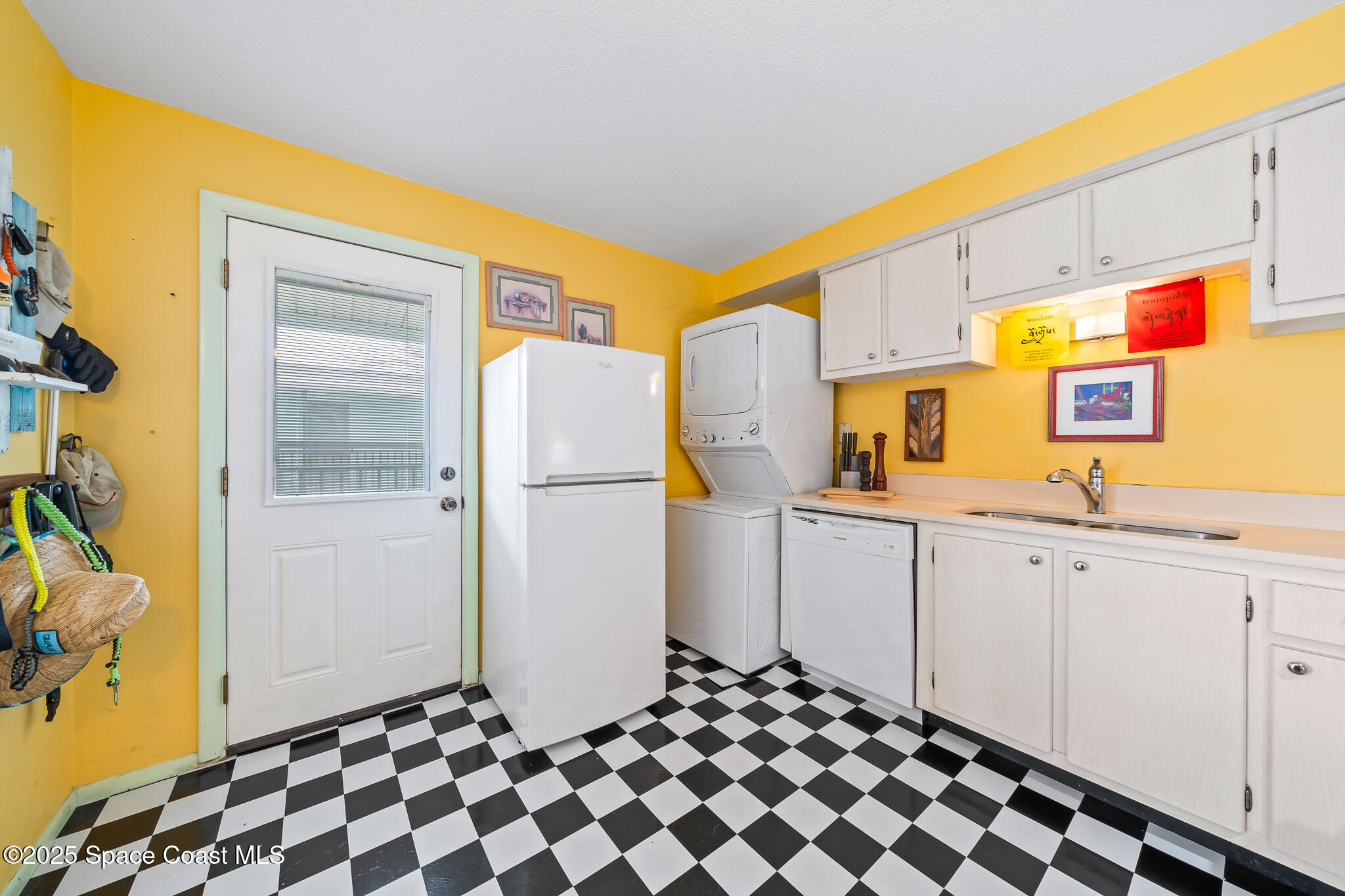 277 S Brevard Avenue 2-3